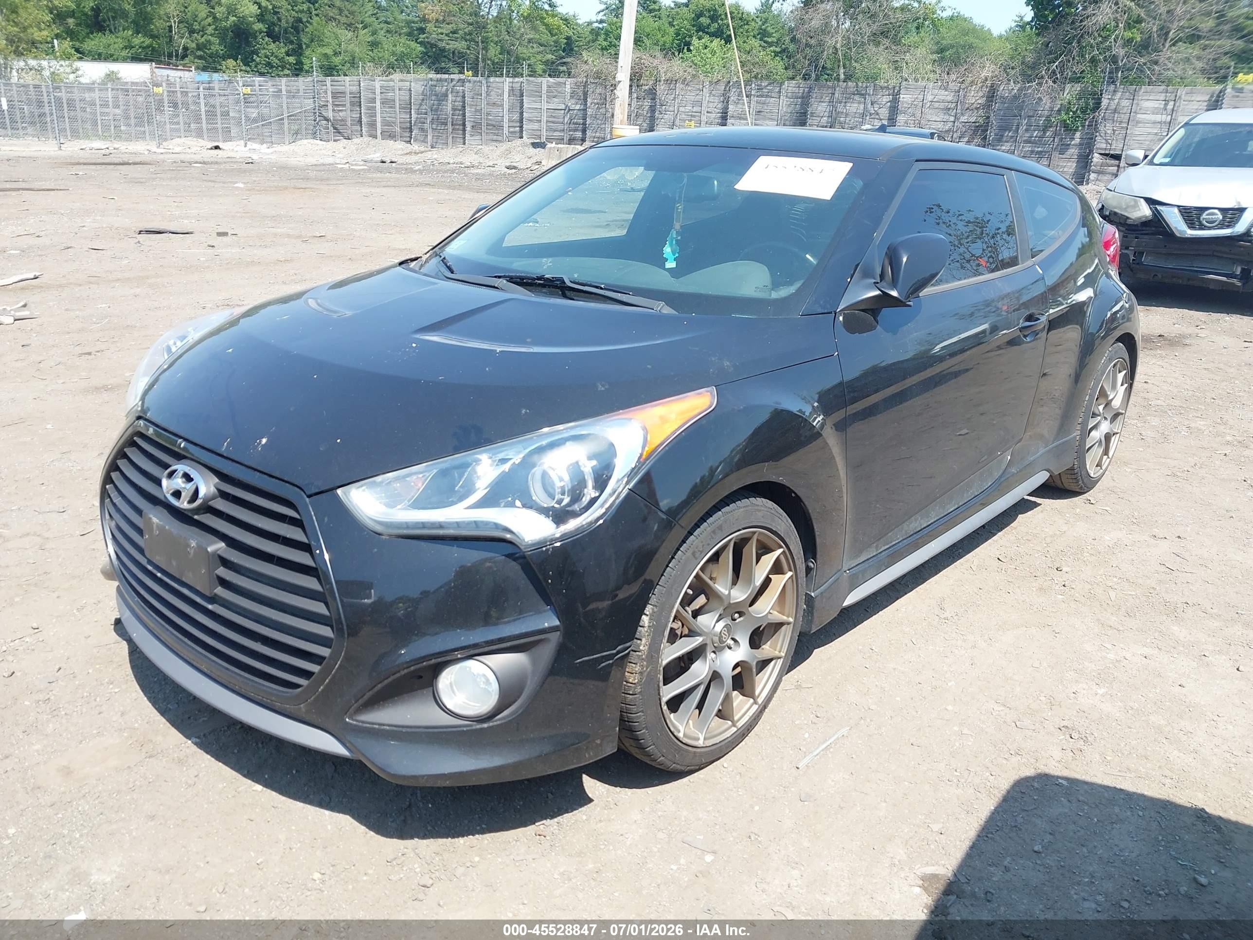 2015 Hyundai Veloster Turbo Black vin: KMHTC6AE7FU228379