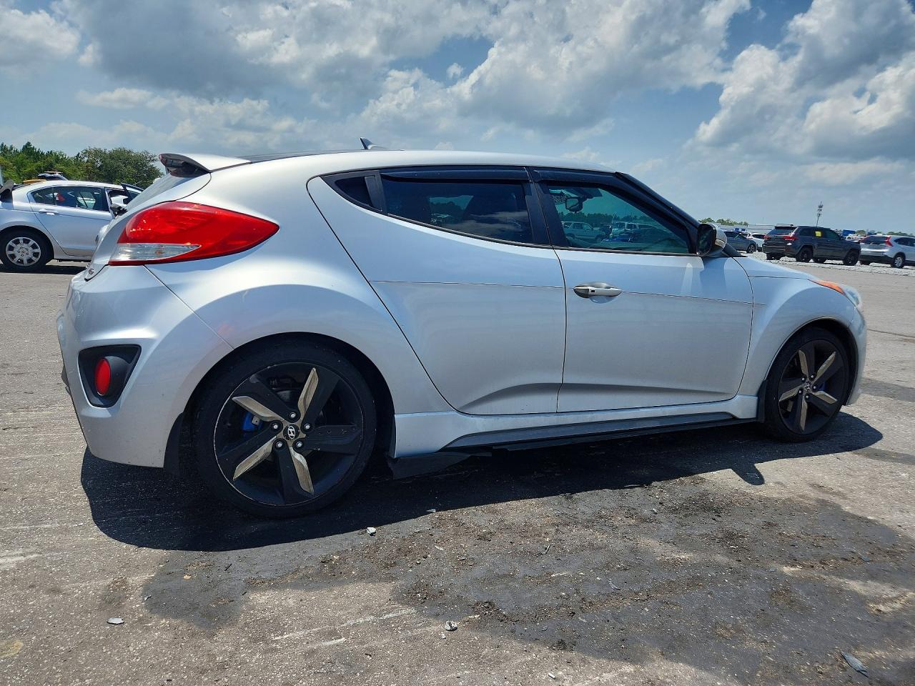 2015 Hyundai Veloster Turbo Silver vin: KMHTC6AE7FU232920