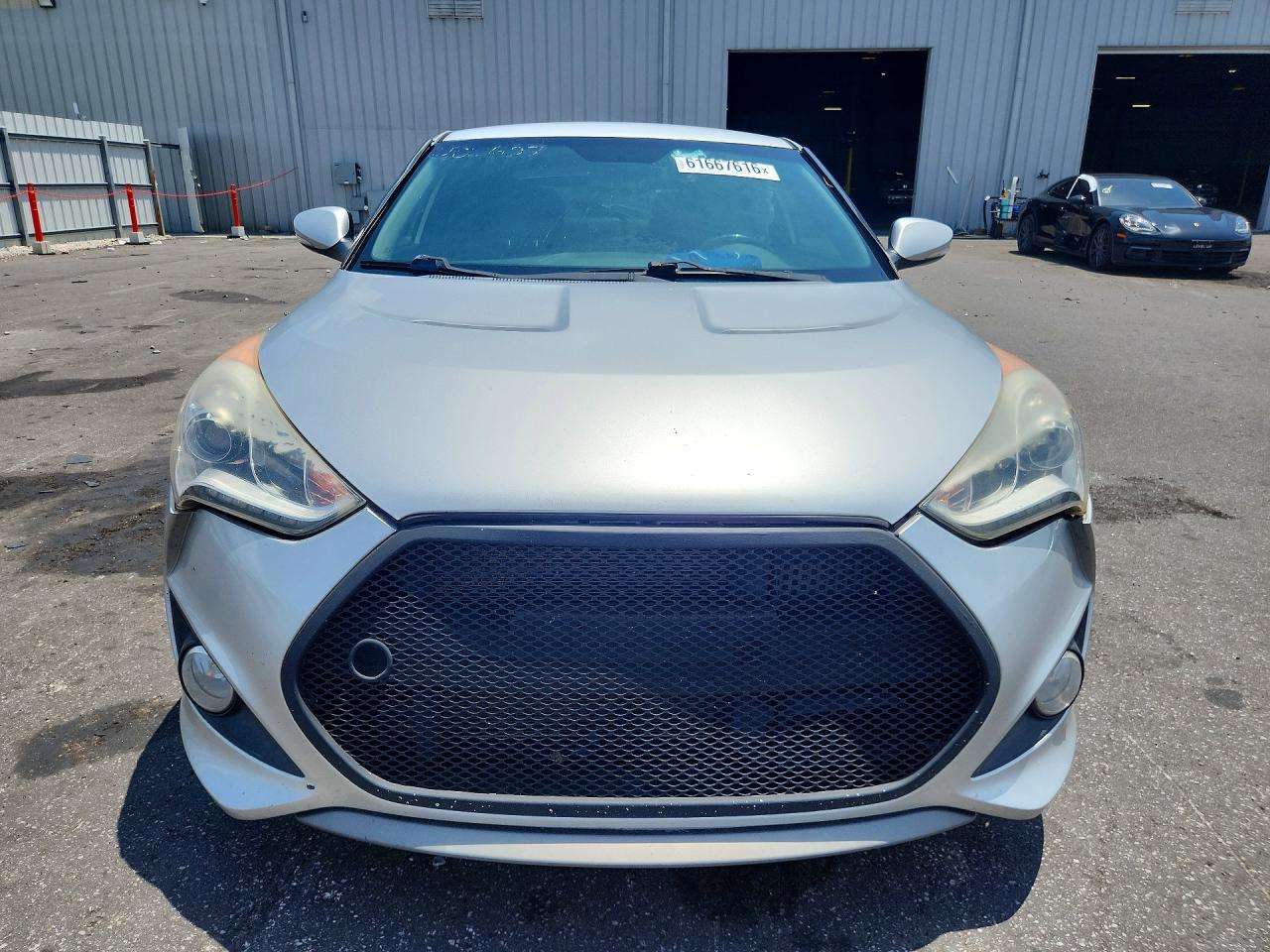 2015 Hyundai Veloster Turbo Silver vin: KMHTC6AE7FU232920