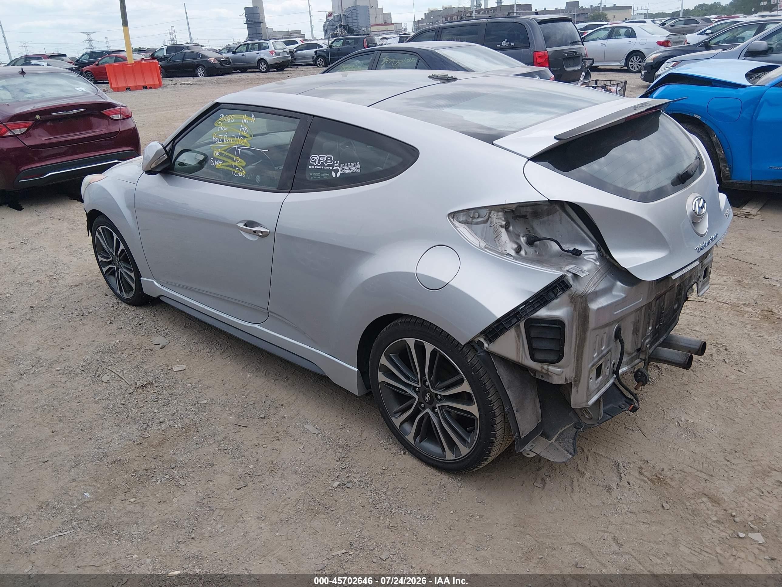 2015 Hyundai Veloster Turbo Silver vin: KMHTC6AE7FU235347