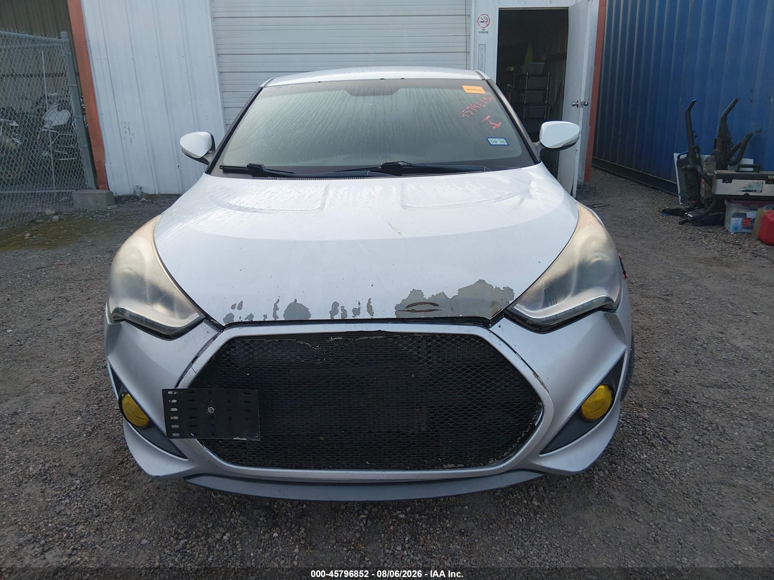 2016 Hyundai Veloster Turbo Белый vin: KMHTC6AE7GU279673