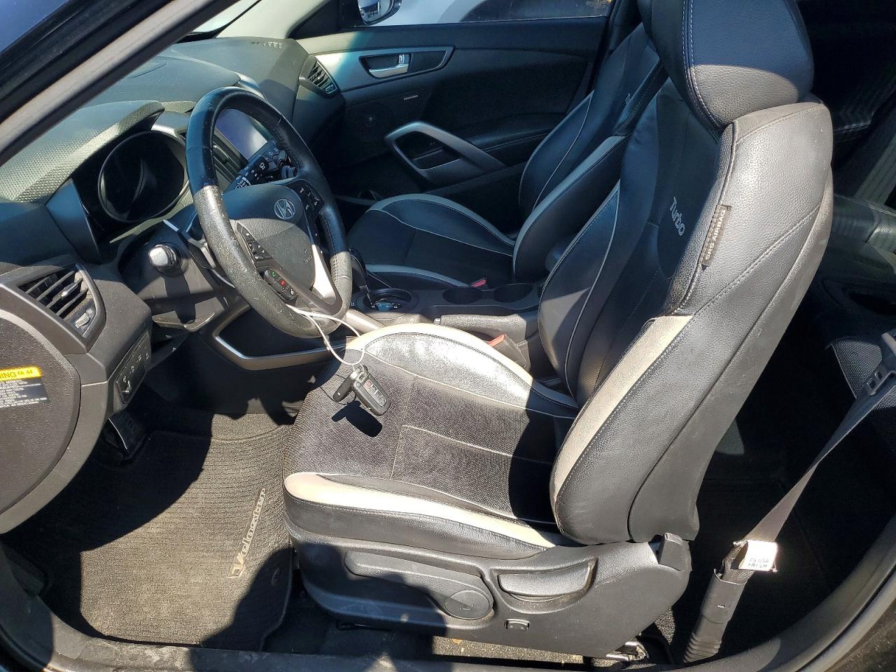 2013 Hyundai Veloster Turbo Black vin: KMHTC6AE8DU126957