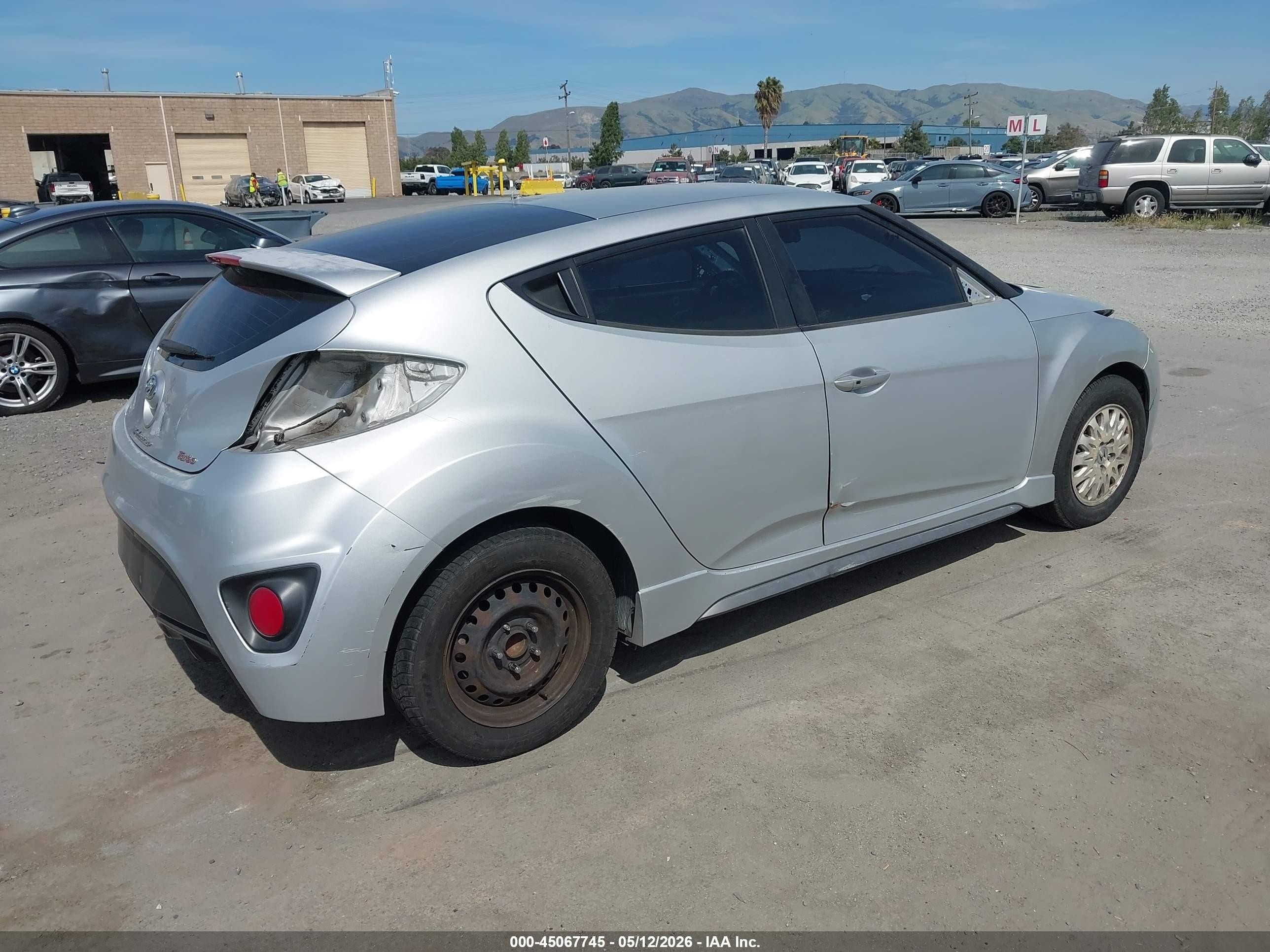 2015 Hyundai Veloster Turbo Silver vin: KMHTC6AE8FU225880