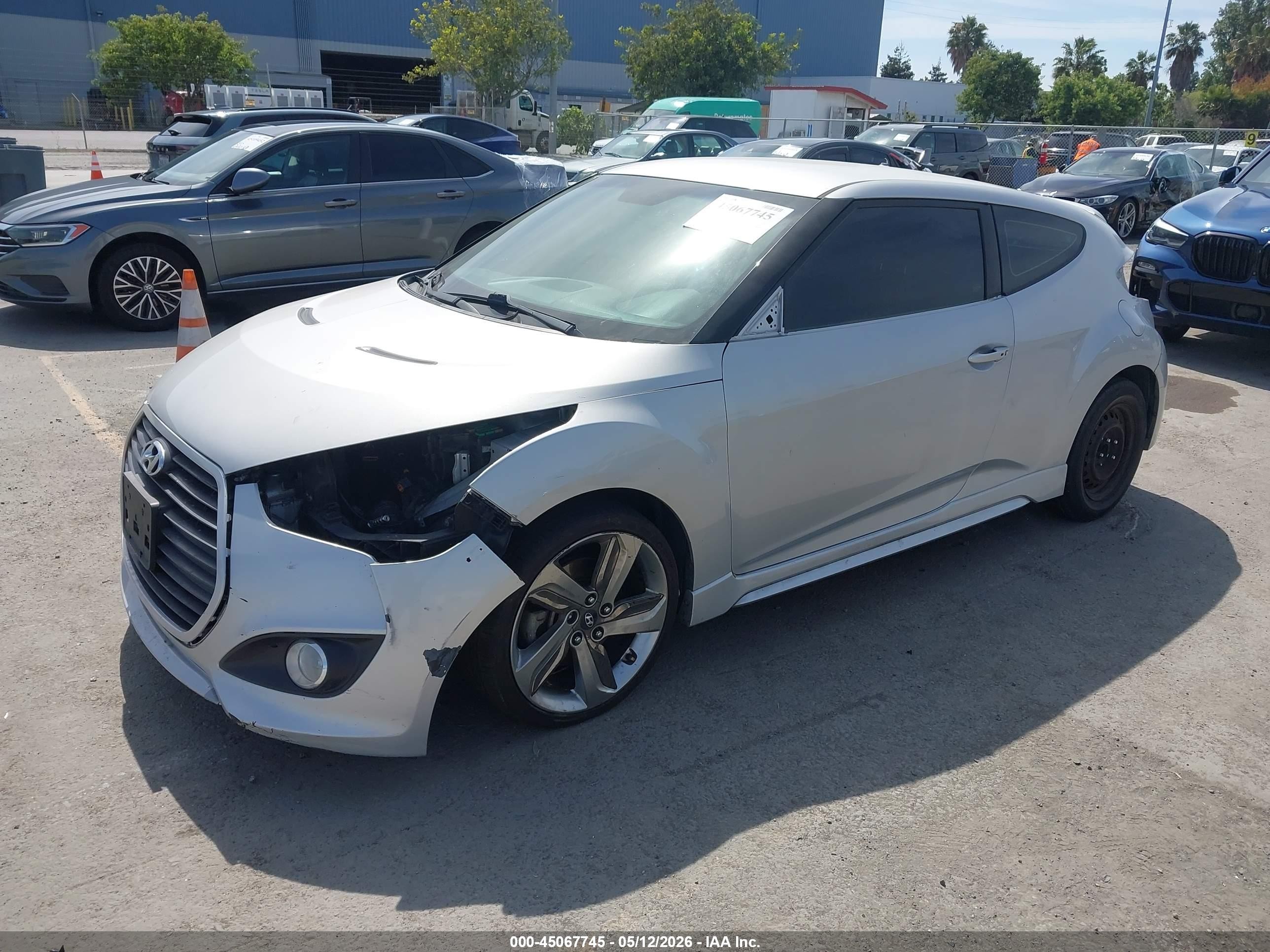 2015 Hyundai Veloster Turbo Silver vin: KMHTC6AE8FU225880