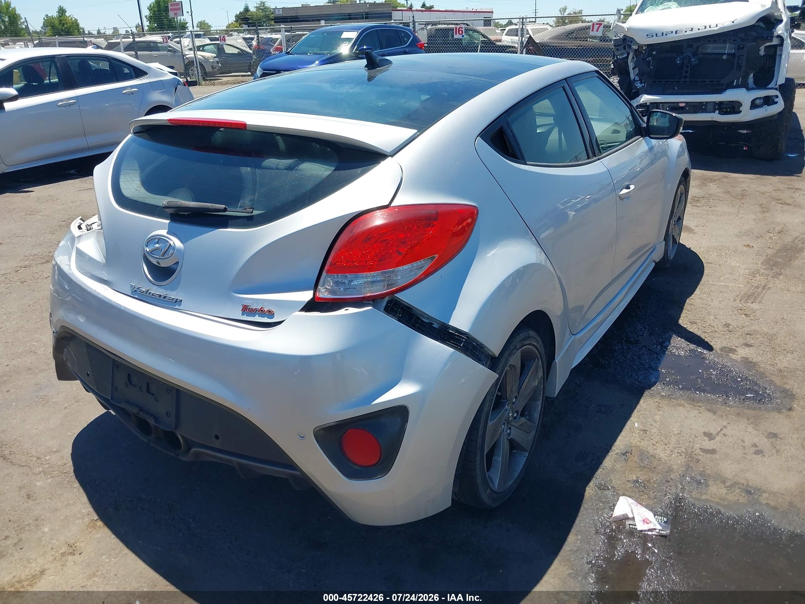 2015 Hyundai Veloster Turbo Silver vin: KMHTC6AE8FU235082