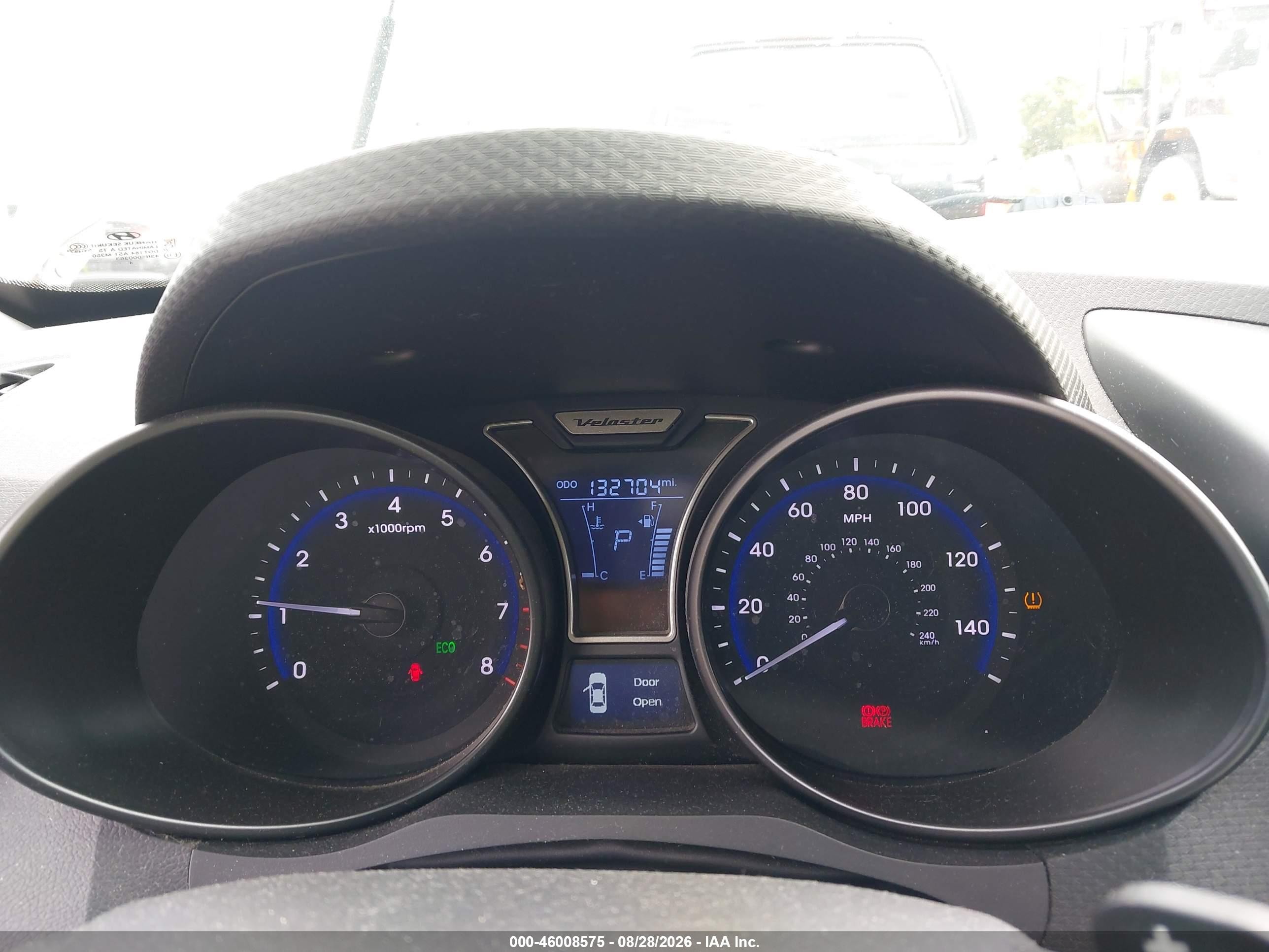 2015 Hyundai Veloster Turbo White vin: KMHTC6AE8FU240864