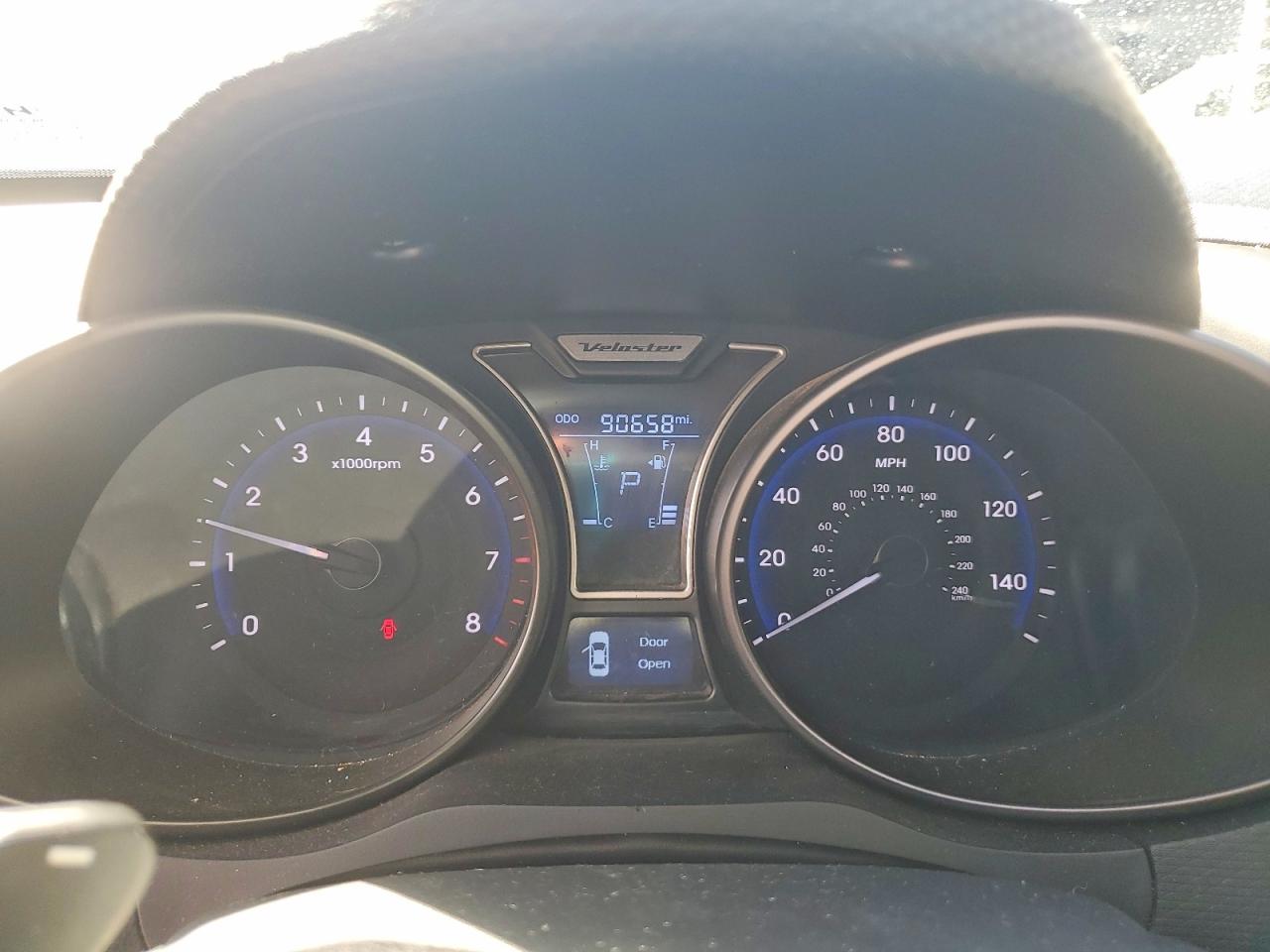 2015 Hyundai Veloster Turbo Silver vin: KMHTC6AE8FU249208
