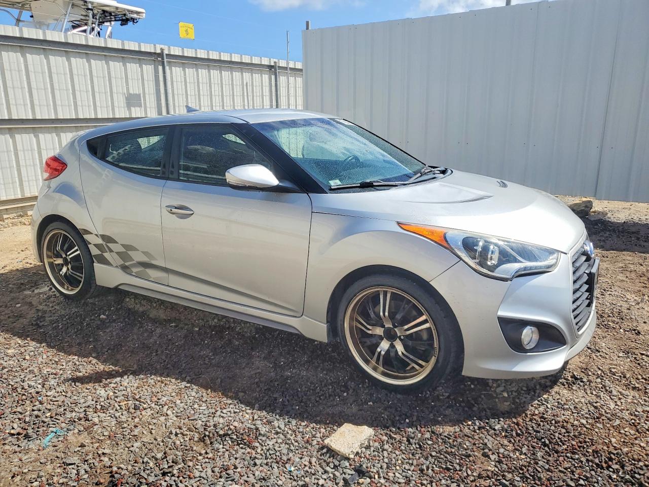 2015 Hyundai Veloster Turbo Silver vin: KMHTC6AE8FU249208