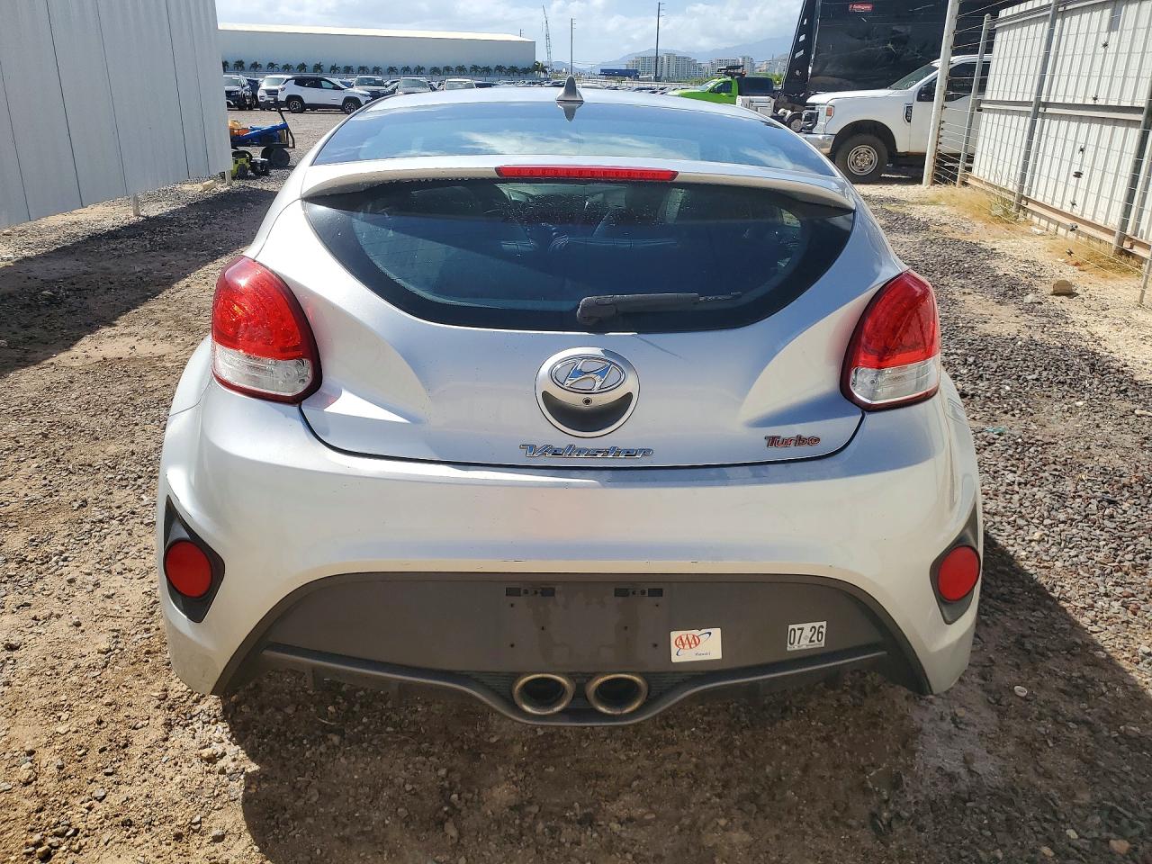 2015 Hyundai Veloster Turbo Silver vin: KMHTC6AE8FU249208