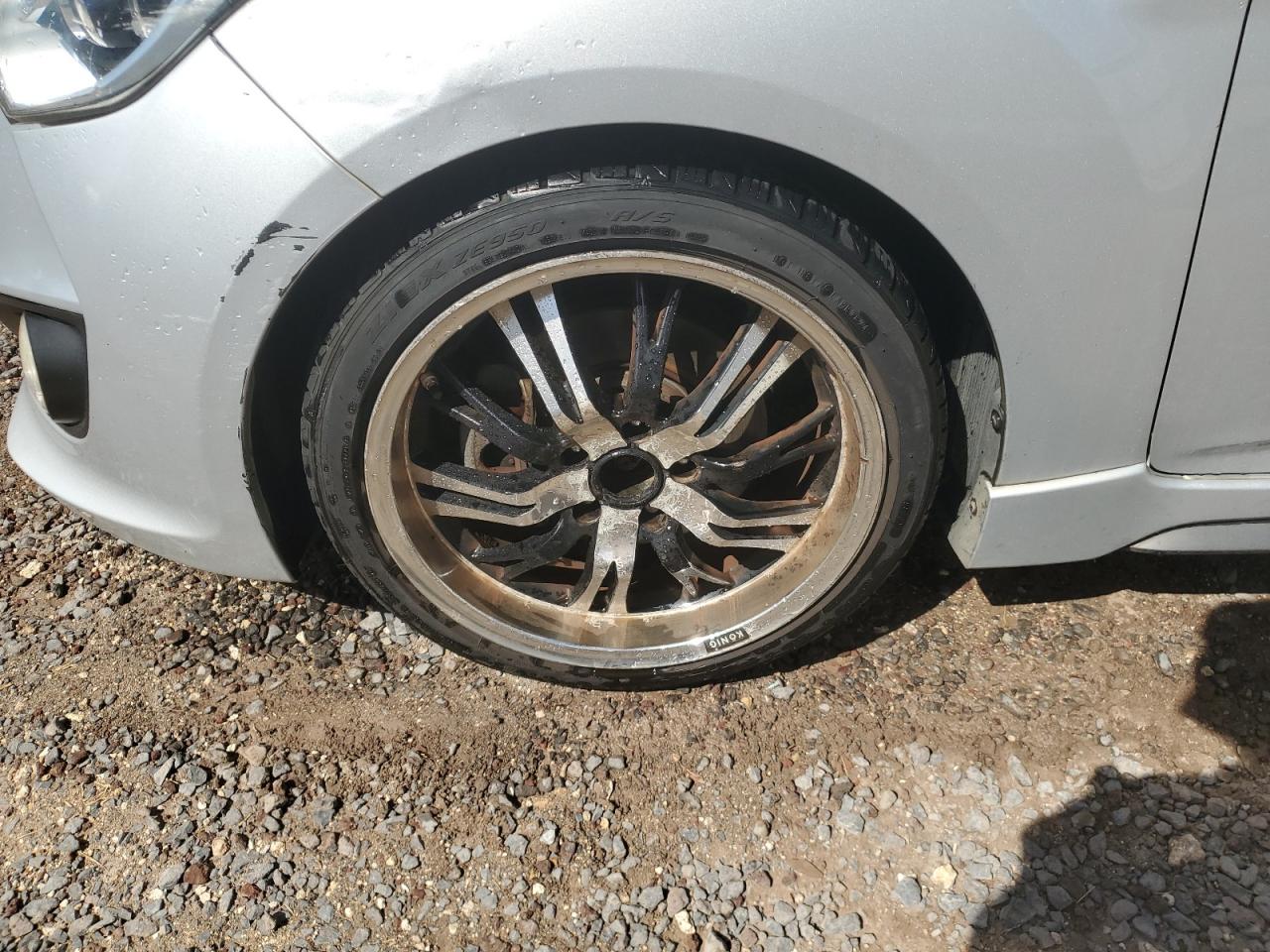 2015 Hyundai Veloster Turbo Silver vin: KMHTC6AE8FU249208 Damage: Left Front Wheel, Curb Rash, > 12 Inches