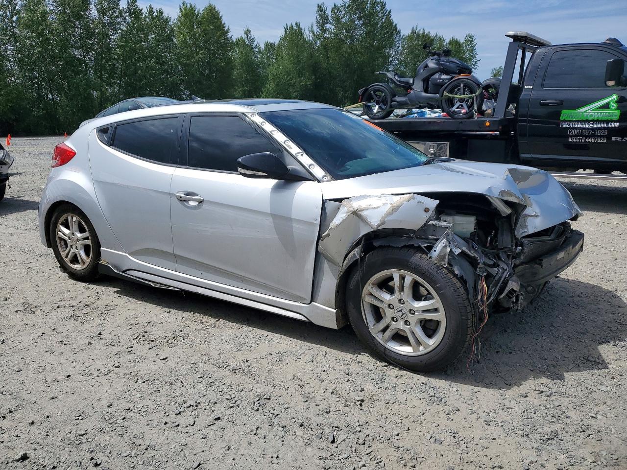 2013 Hyundai Veloster Turbo Silver vin: KMHTC6AE9DU126417