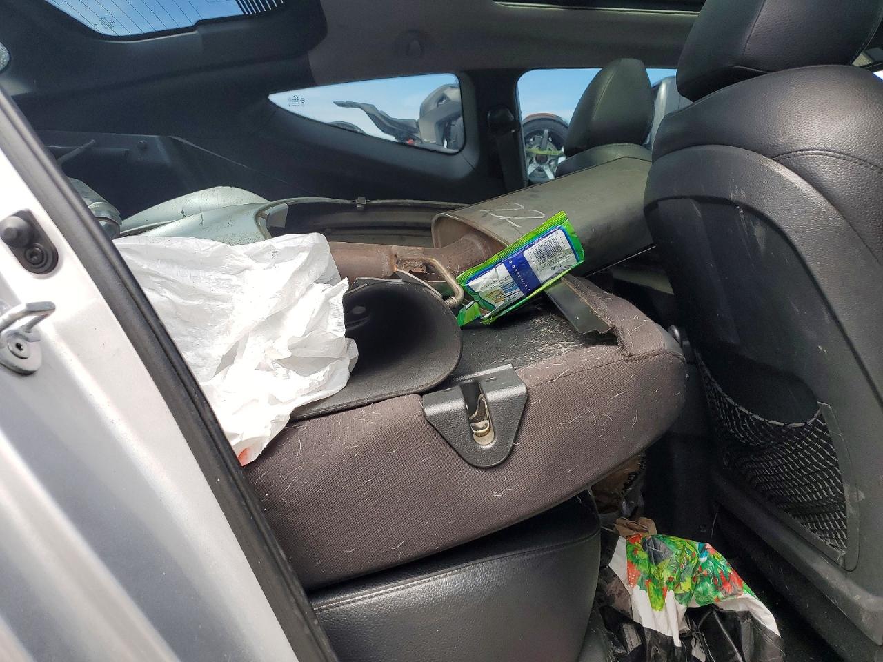 2013 Hyundai Veloster Turbo Silver vin: KMHTC6AE9DU126417