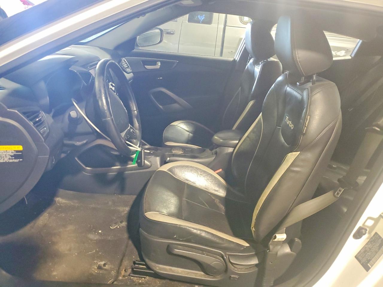 2013 Hyundai Veloster Turbo White vin: KMHTC6AE9DU128636