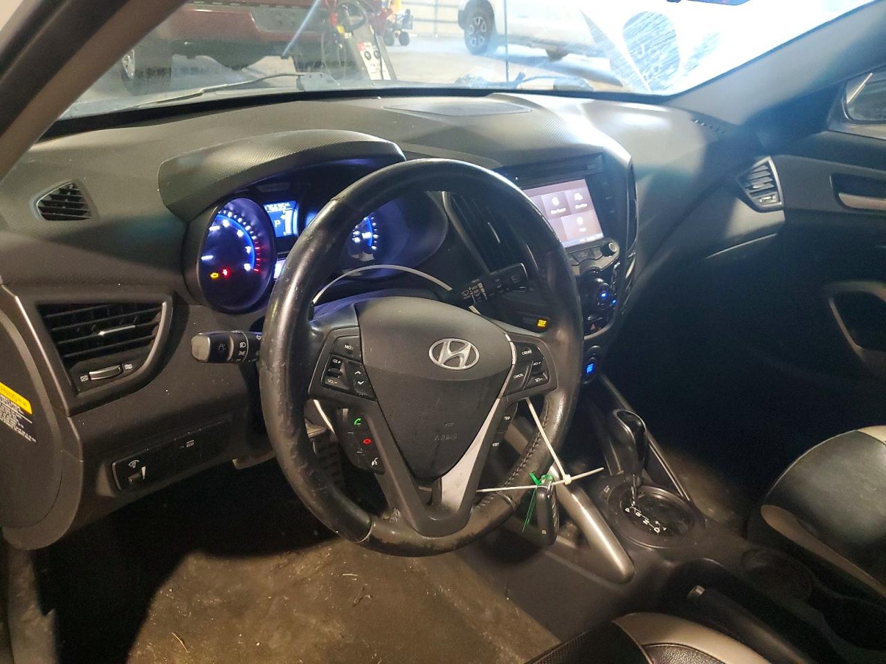 2013 Hyundai Veloster Turbo White vin: KMHTC6AE9DU128636