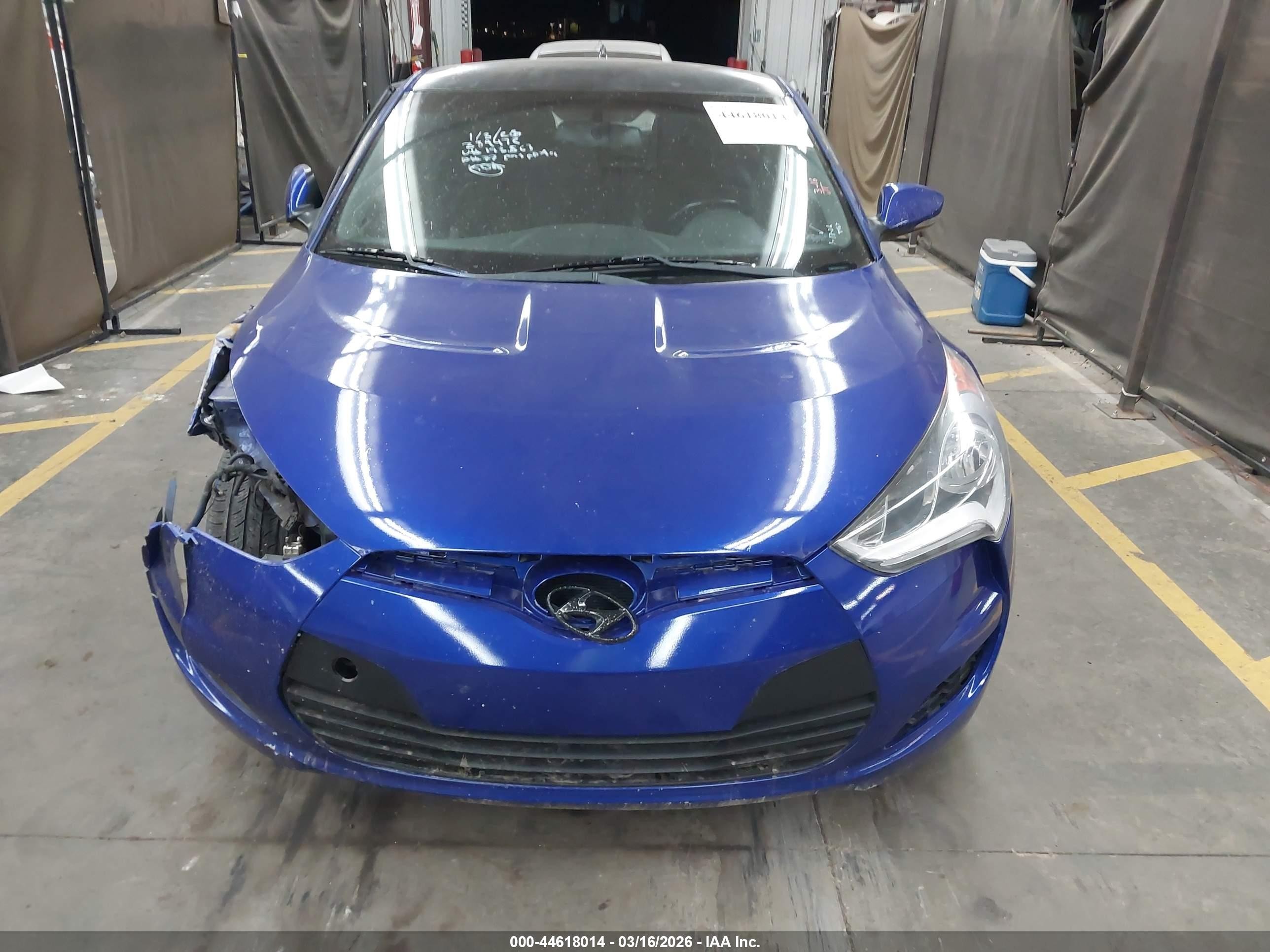 2014 Hyundai Veloster Turbo W/black Blue vin: KMHTC6AE9EU193567