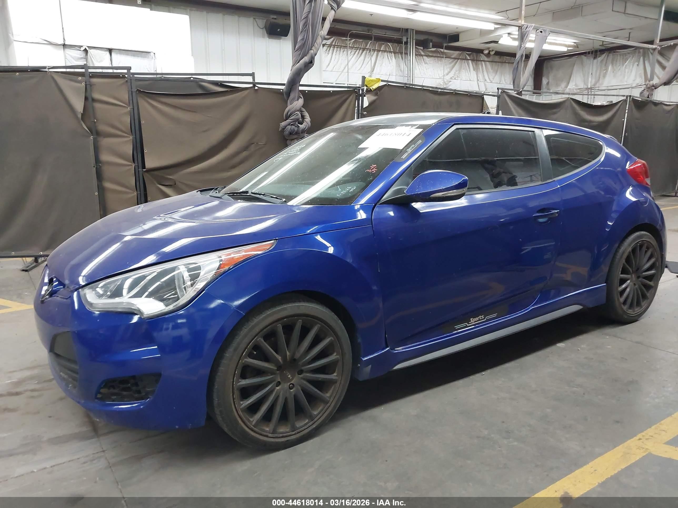 2014 Hyundai Veloster Turbo W/black Blue vin: KMHTC6AE9EU193567