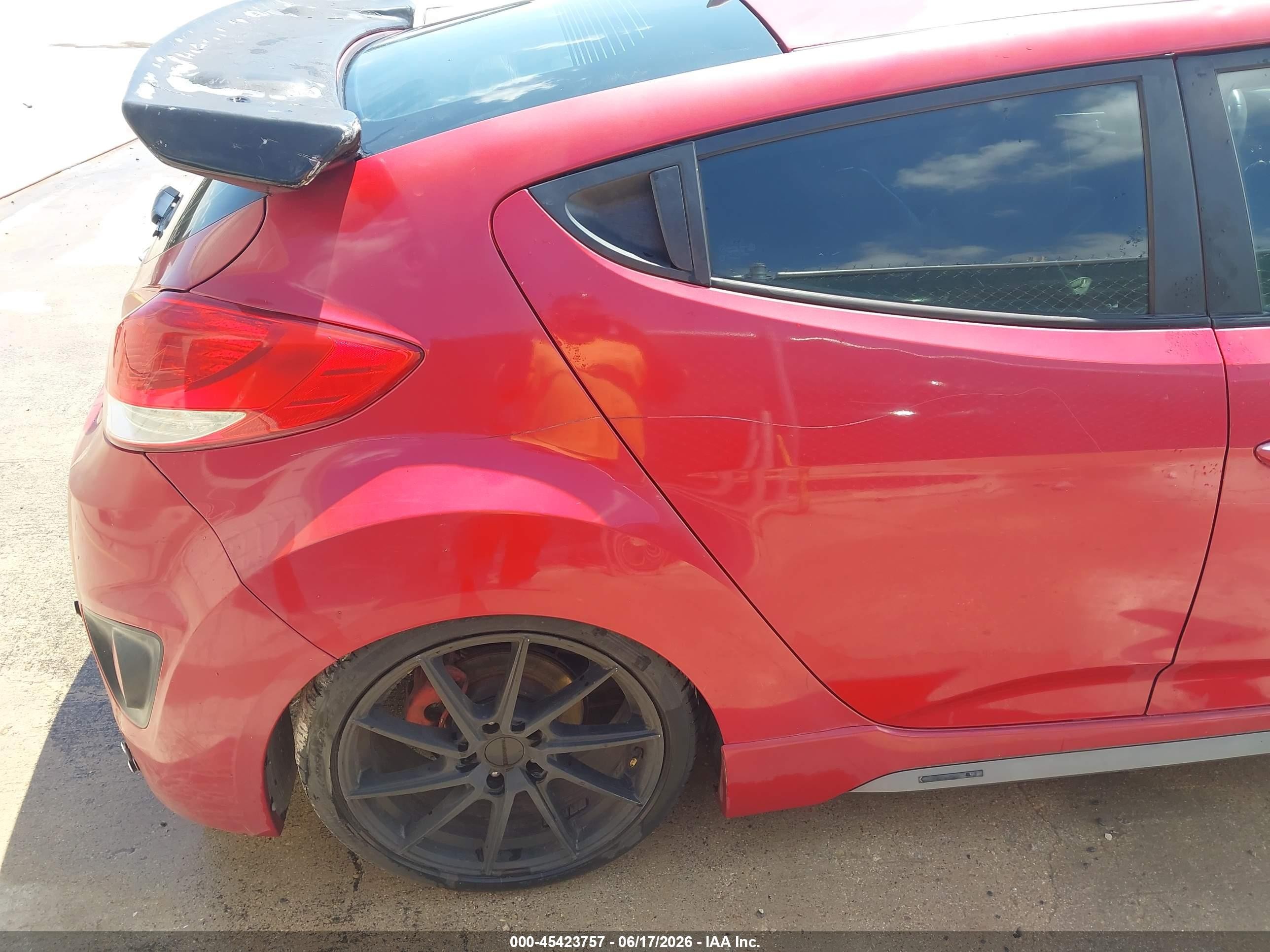 2014 Hyundai Veloster Turbo W/black Red vin: KMHTC6AE9EU206916