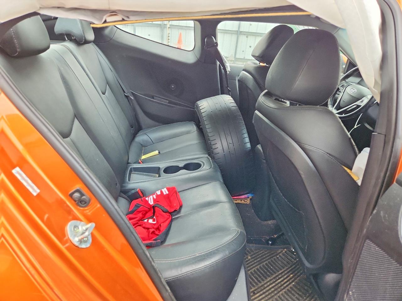 2015 Hyundai Veloster Turbo Orange vin: KMHTC6AE9FU229016