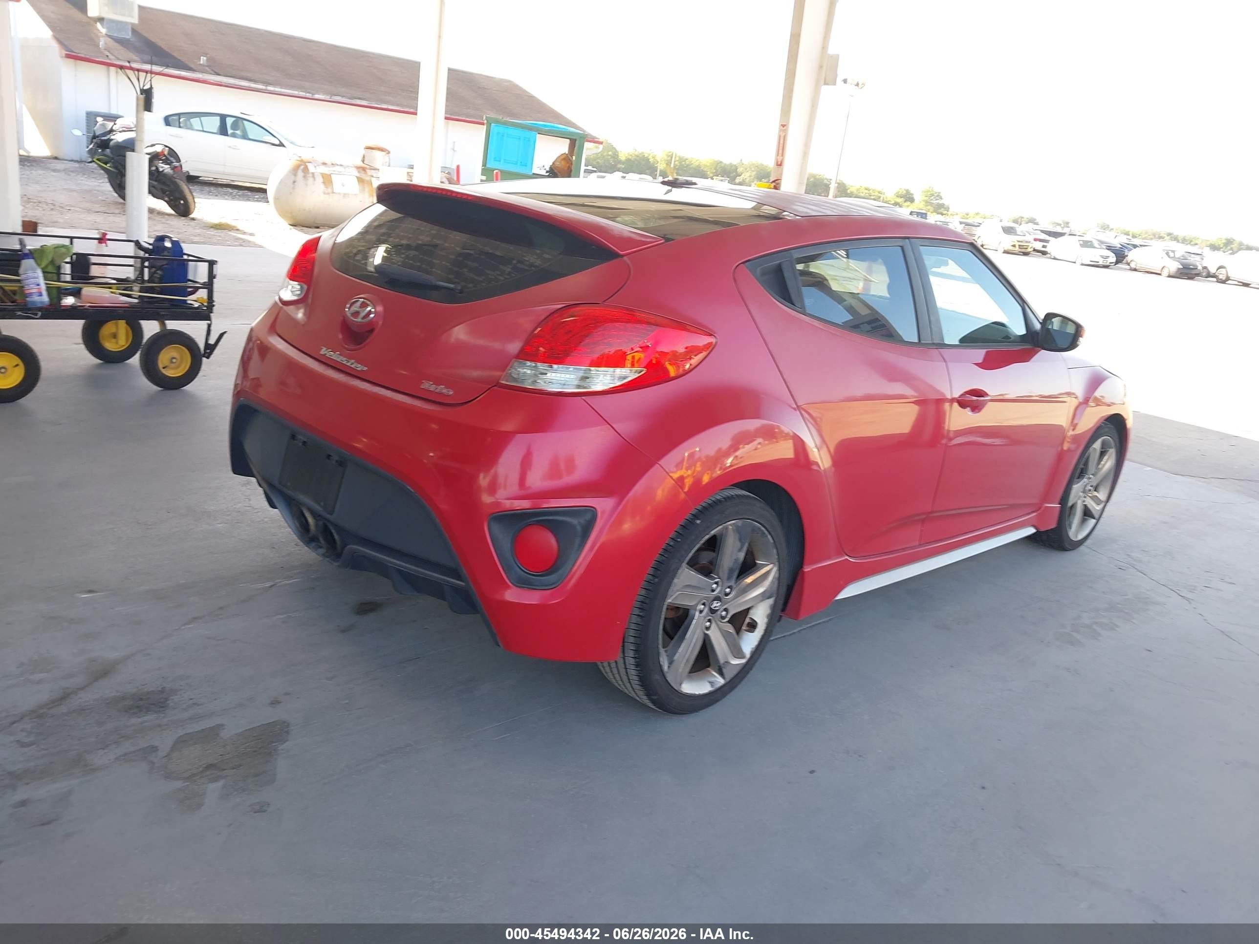 2015 Hyundai Veloster Turbo Red vin: KMHTC6AE9FU231896