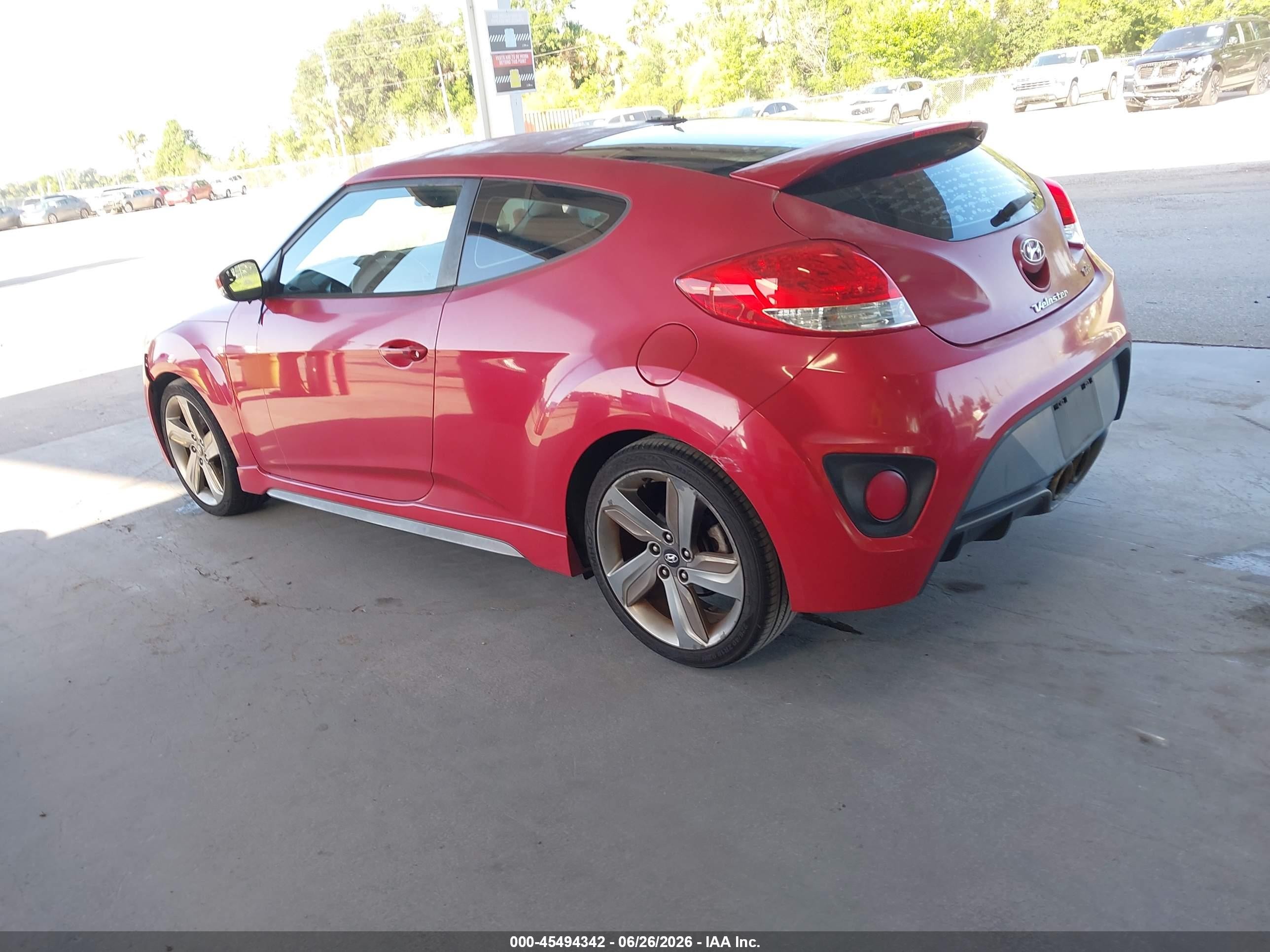 2015 Hyundai Veloster Turbo Red vin: KMHTC6AE9FU231896
