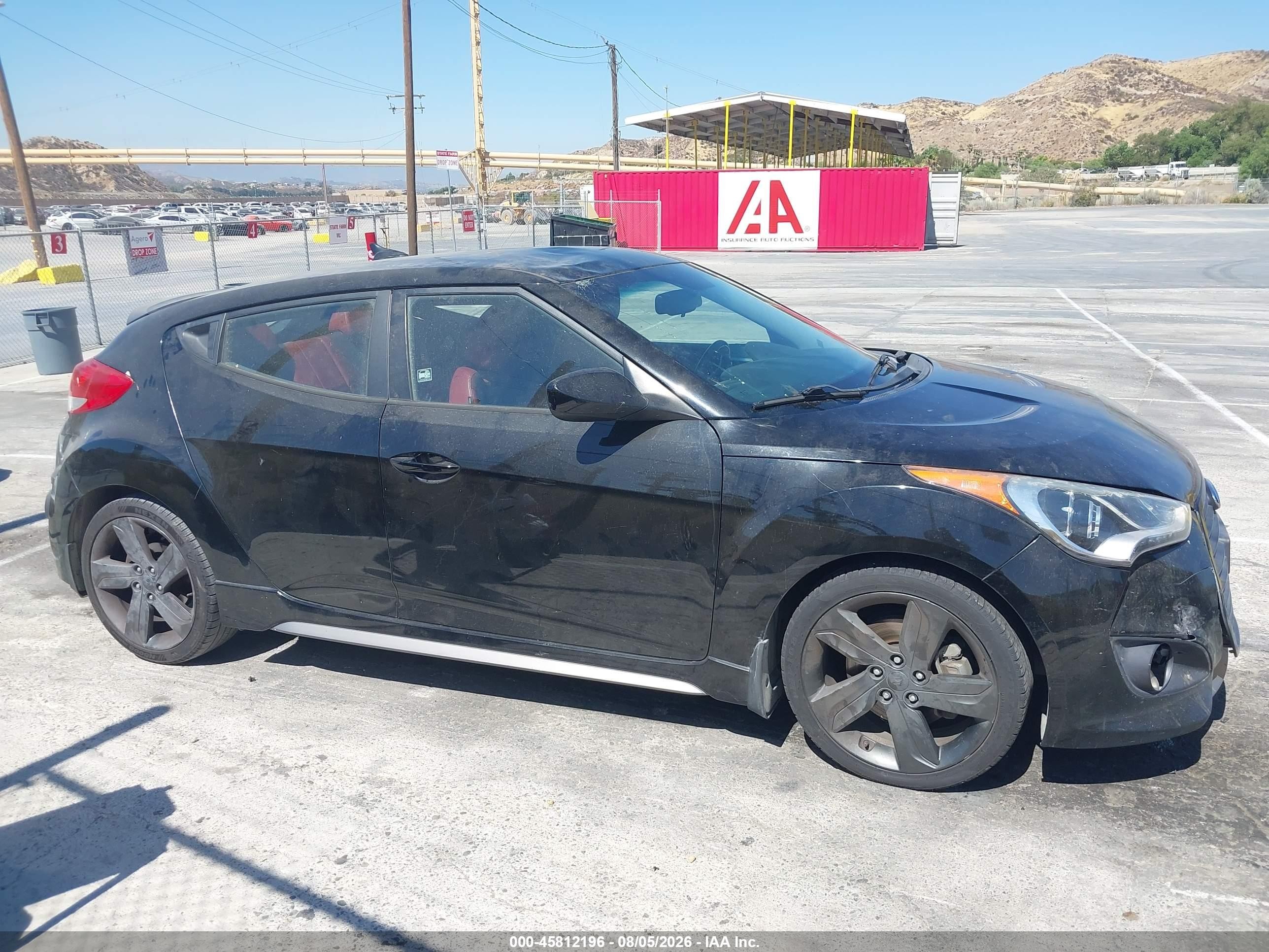 2015 Hyundai Veloster   Black vin: KMHTC6AE9FU236323