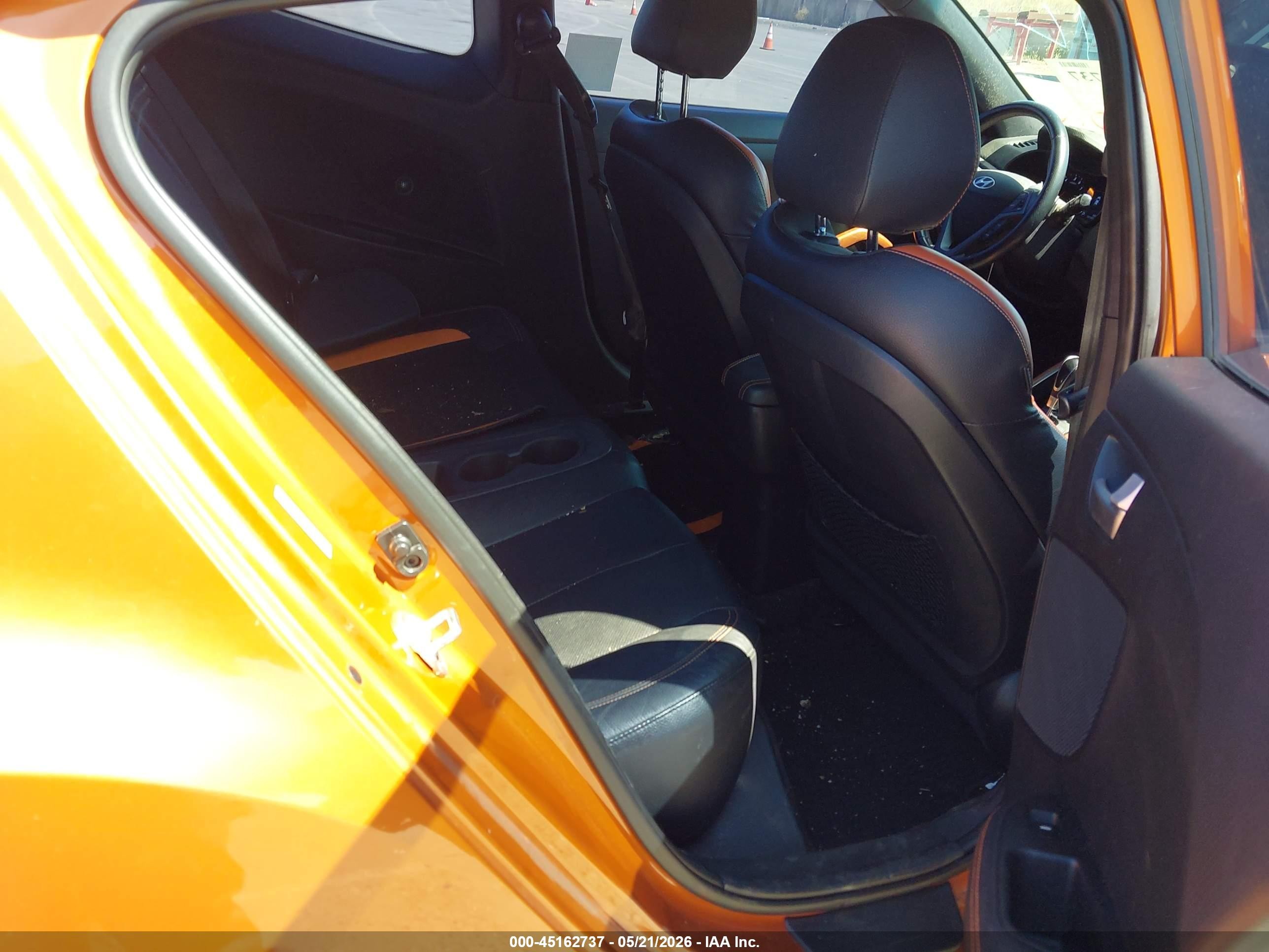2016 Hyundai Veloster Turbo Orange vin: KMHTC6AE9GU250143