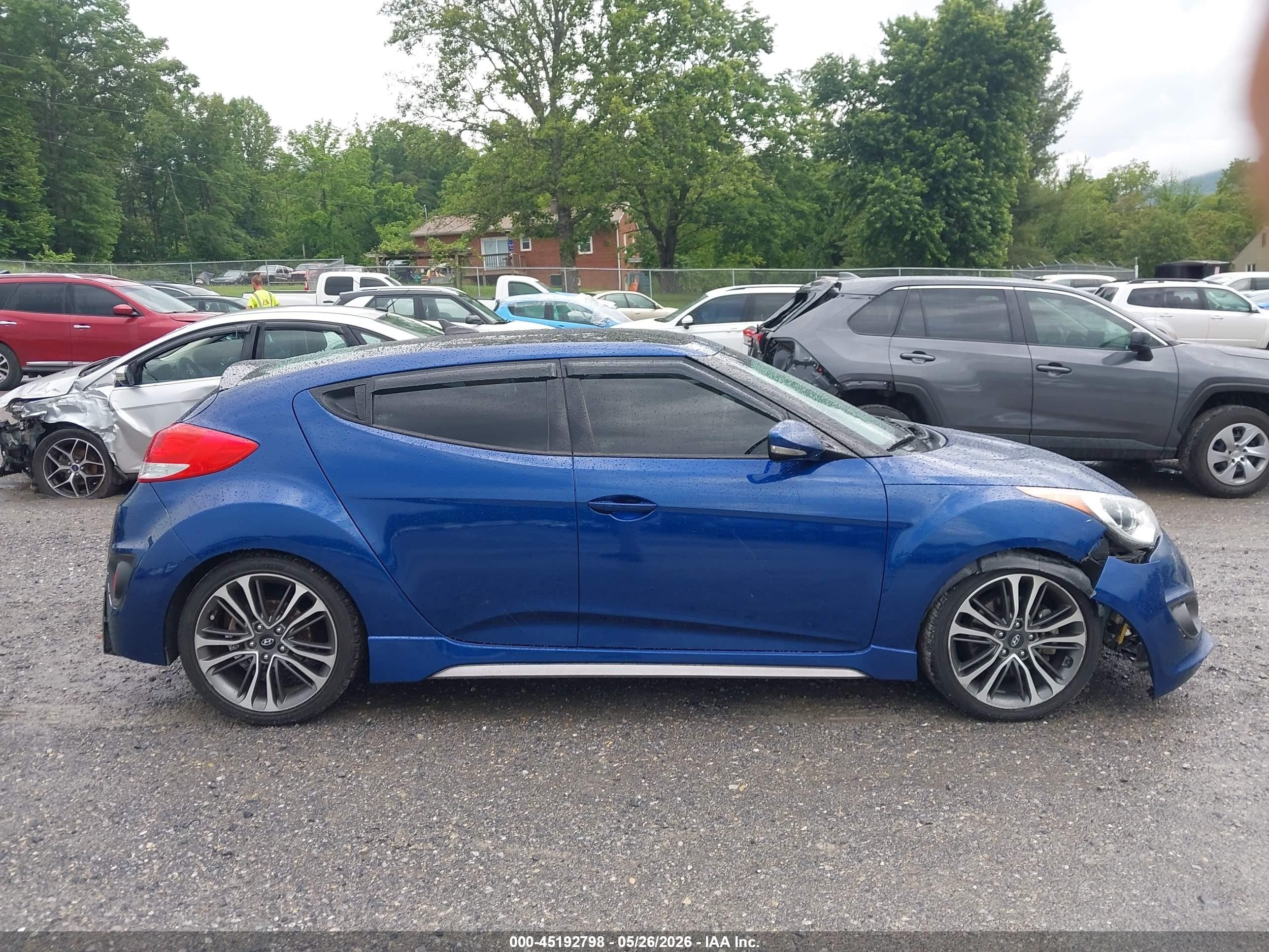 2016 Hyundai Veloster Turbo Blue vin: KMHTC6AE9GU266052
