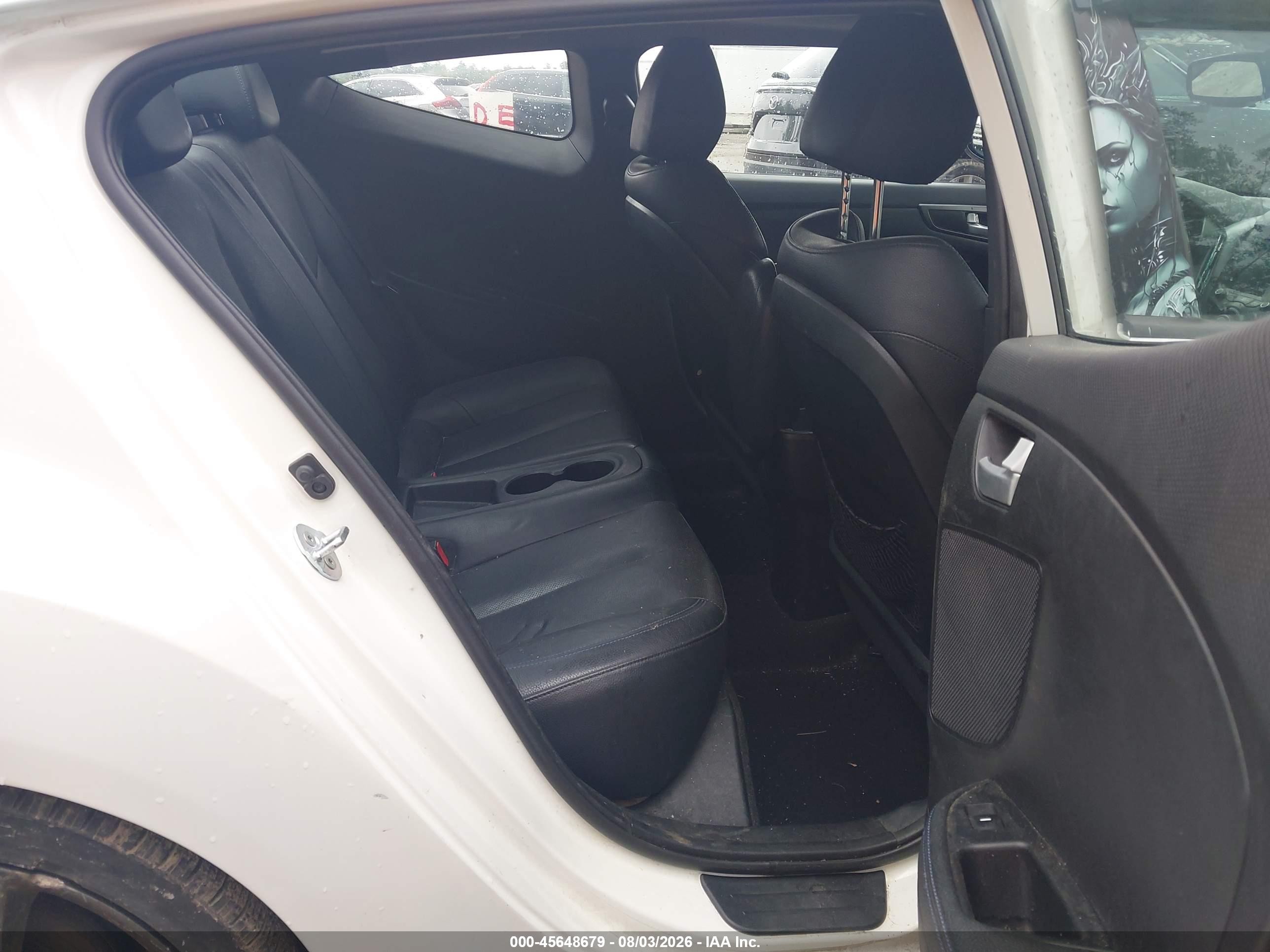 2014 Hyundai Veloster Turbo W/blue White vin: KMHTC6AEXEU207217
