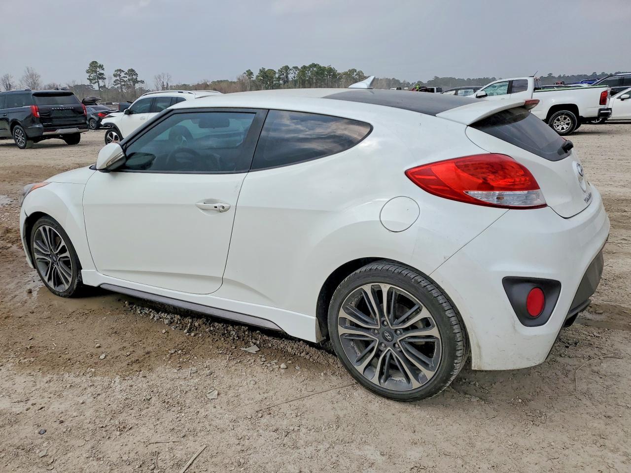 2017 Hyundai Veloster Turbo White vin: KMHTC6AEXHU310335
