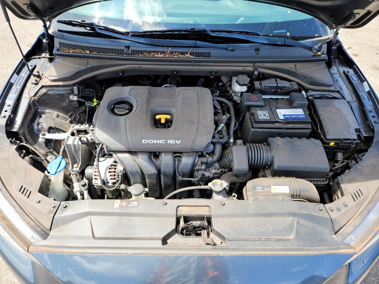 2020 Hyundai Veloster 2.0l Charcoal vin: KMHTG6AF3LU029712