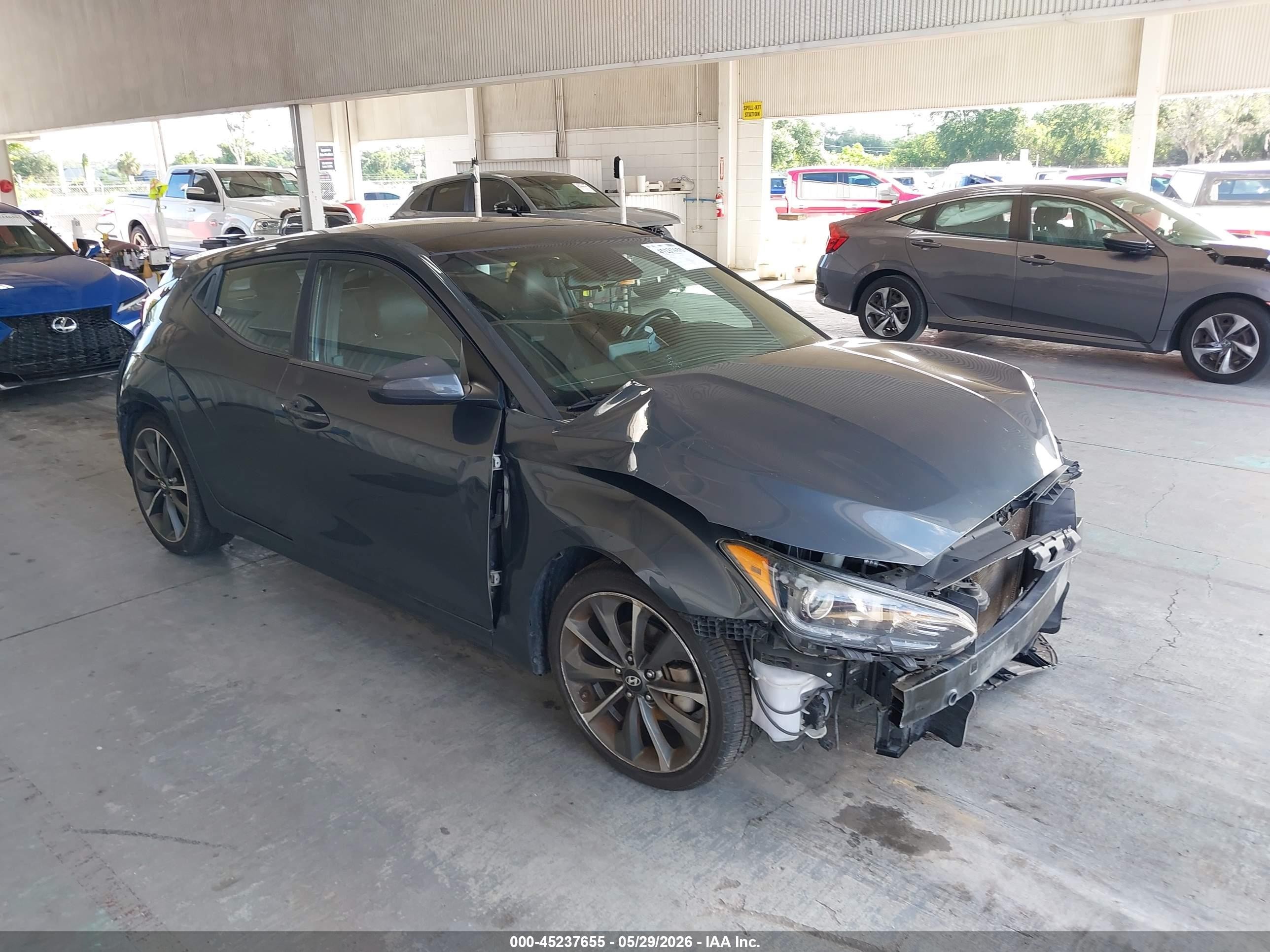 2019 Hyundai Veloster 2.0 Premium Gray vin: KMHTG6AF6KU007394