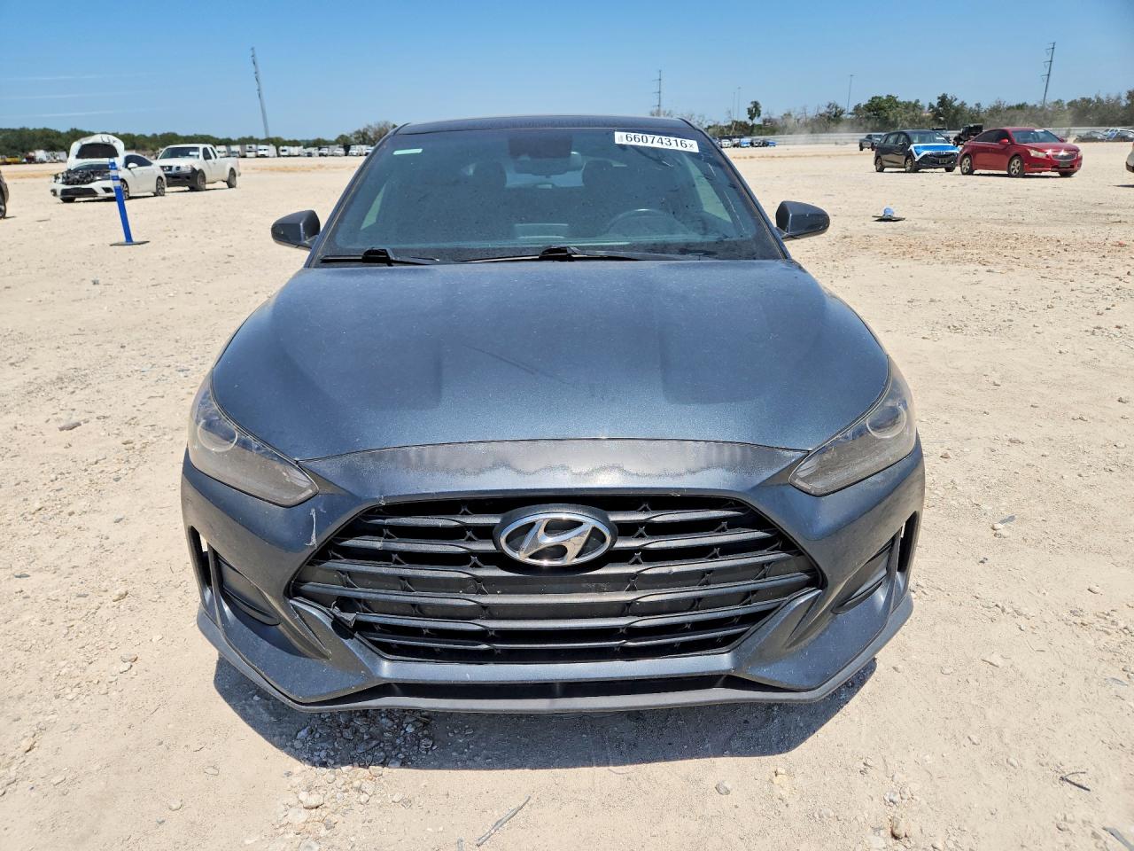 2019 Hyundai Veloster 2.0l Premium Gray vin: KMHTG6AF6KU013065