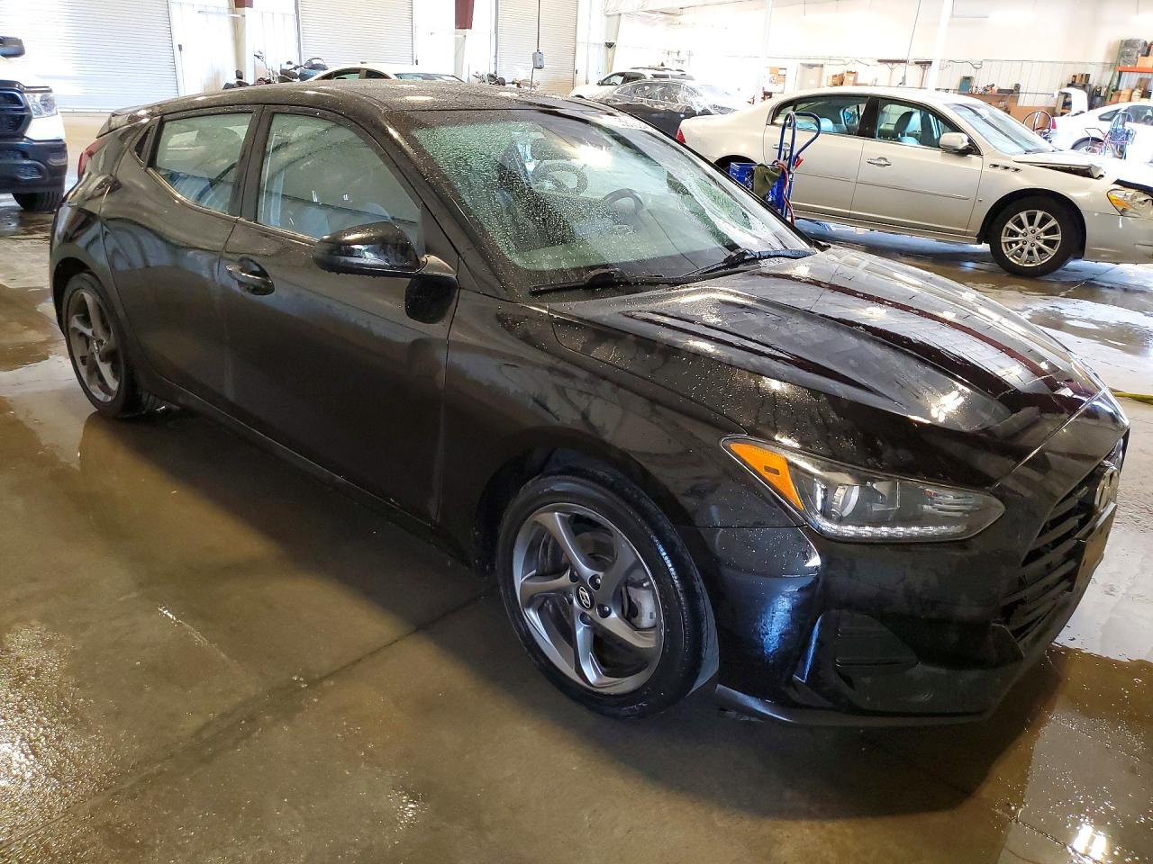 2020 Hyundai Veloster 2.0l Black vin: KMHTG6AF6LU024536