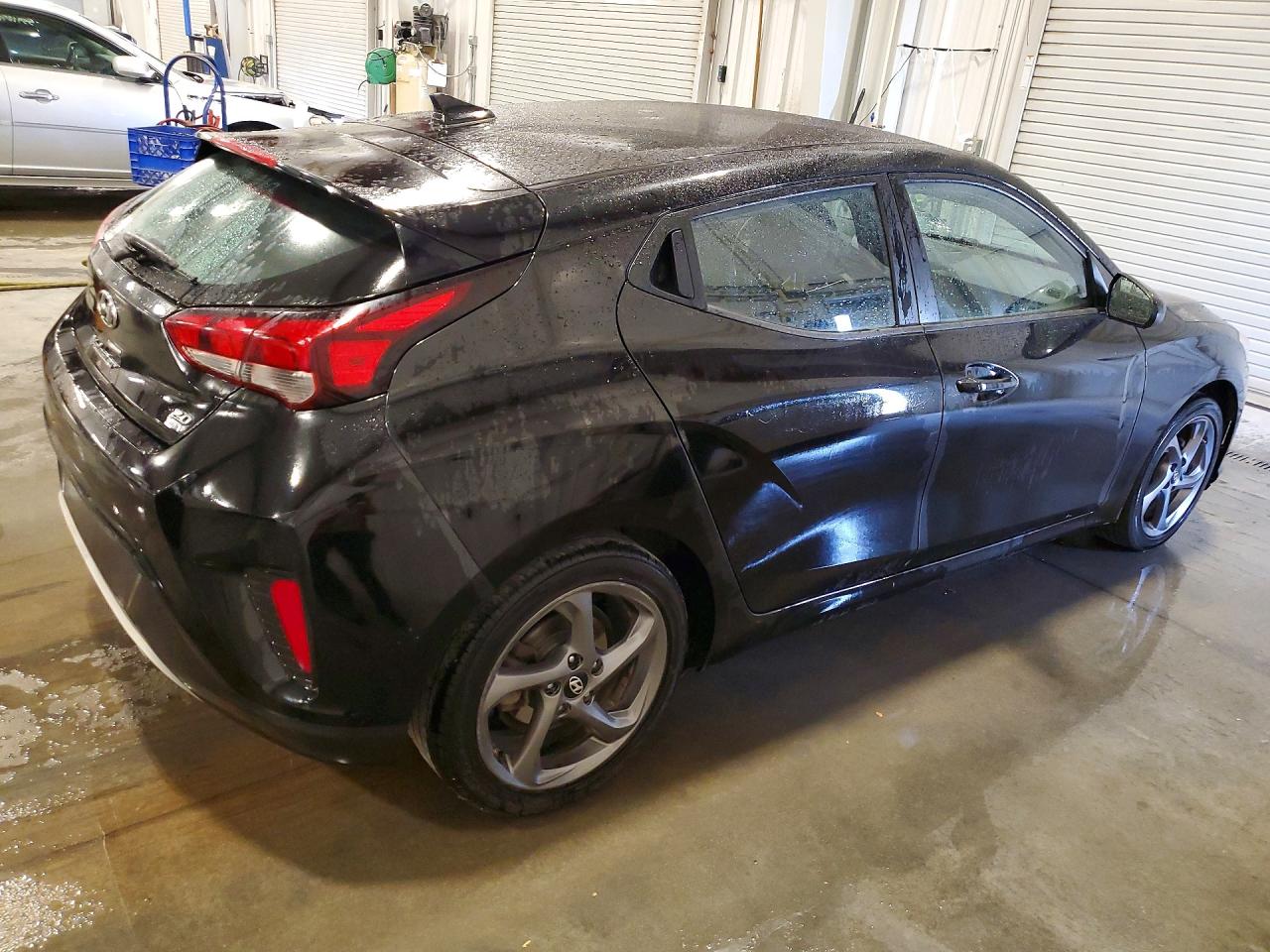 2020 Hyundai Veloster 2.0l Black vin: KMHTG6AF6LU024536