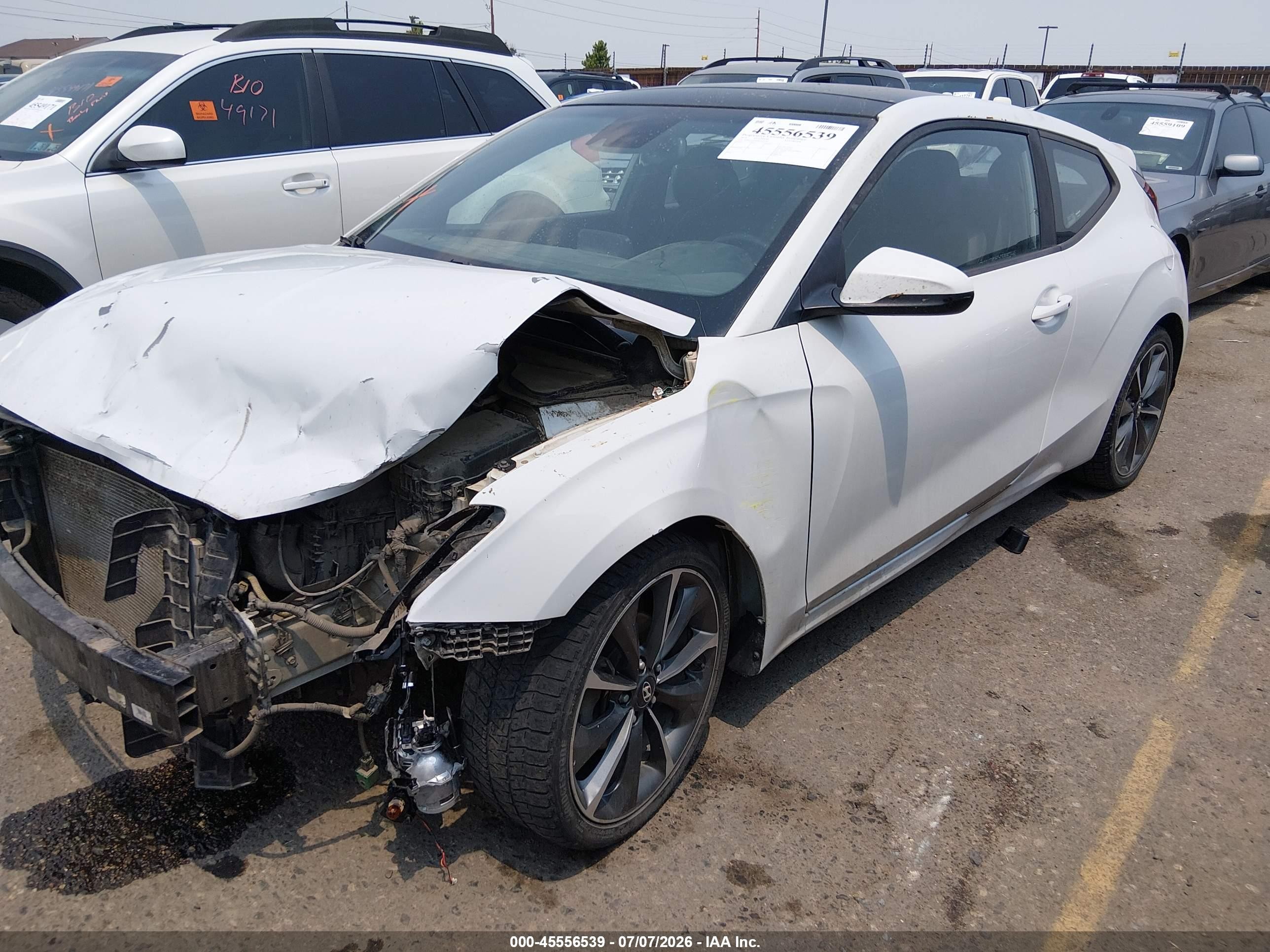2019 Hyundai Veloster 2.0 Premium White vin: KMHTG6AF8KU012595