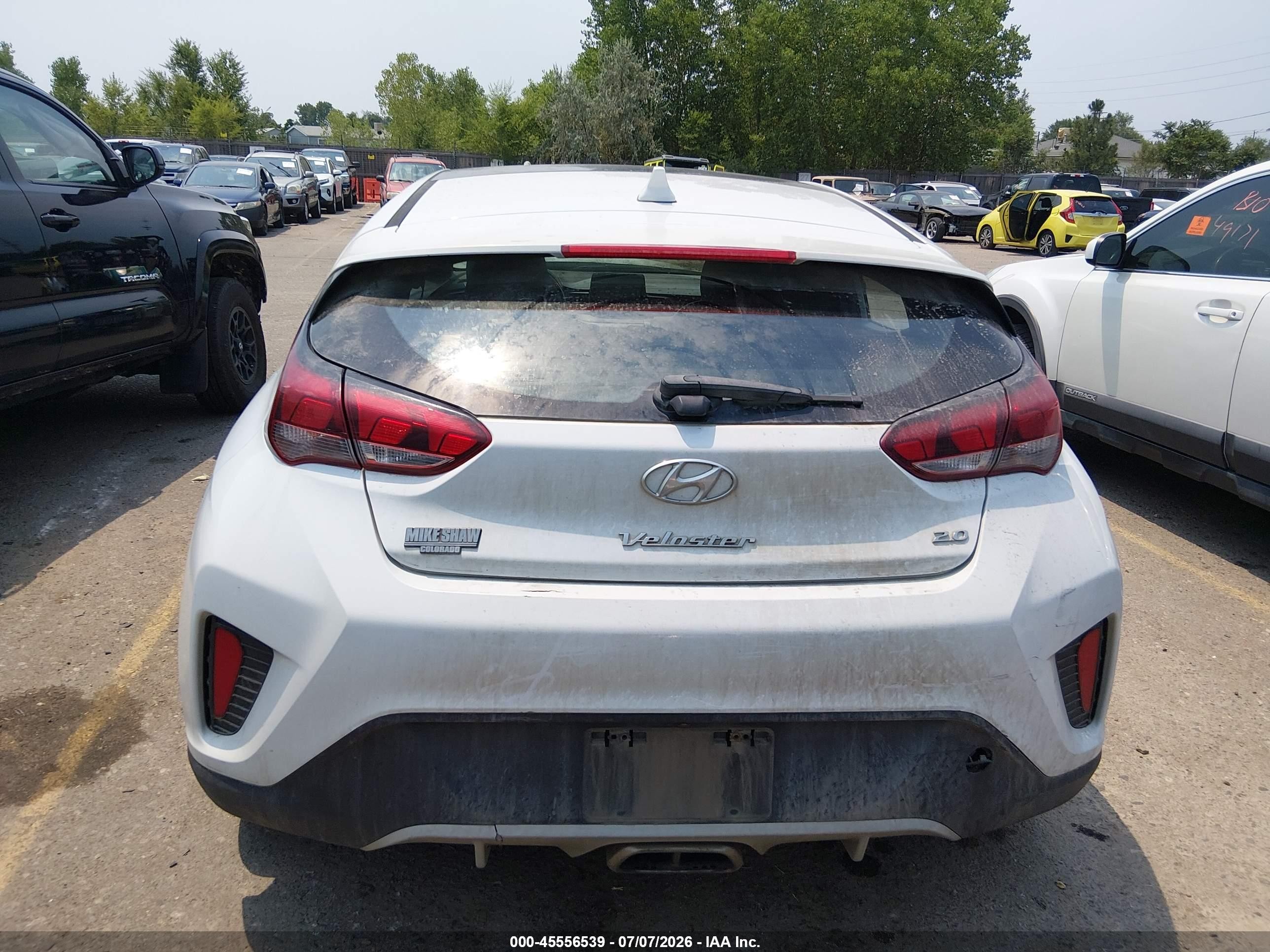 2019 Hyundai Veloster 2.0 Premium White vin: KMHTG6AF8KU012595