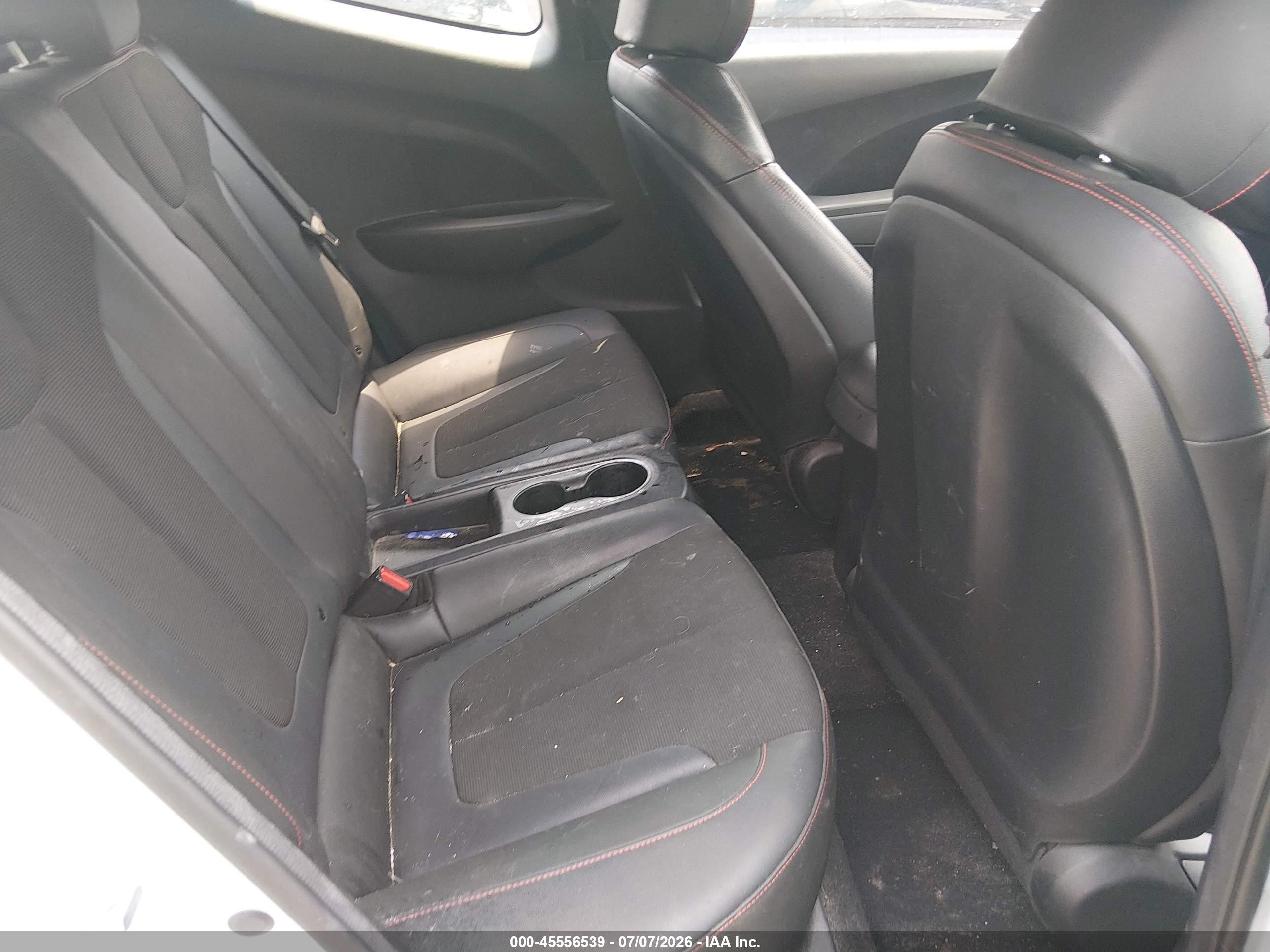 2019 Hyundai Veloster 2.0 Premium White vin: KMHTG6AF8KU012595