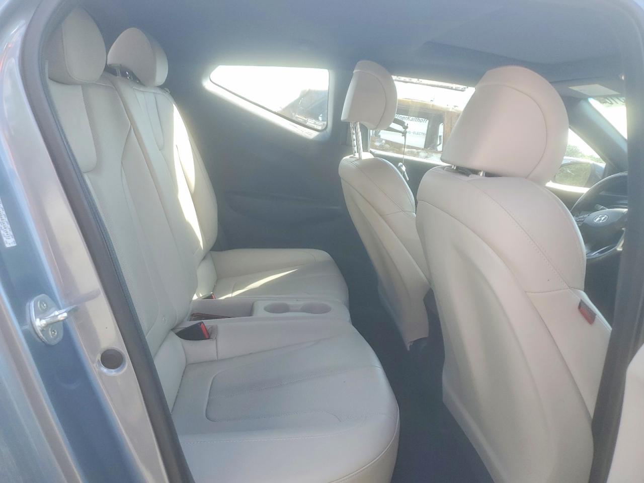 2019 Hyundai Veloster Turbo Ultimate Silver vin: KMHTH6AB1KU010472