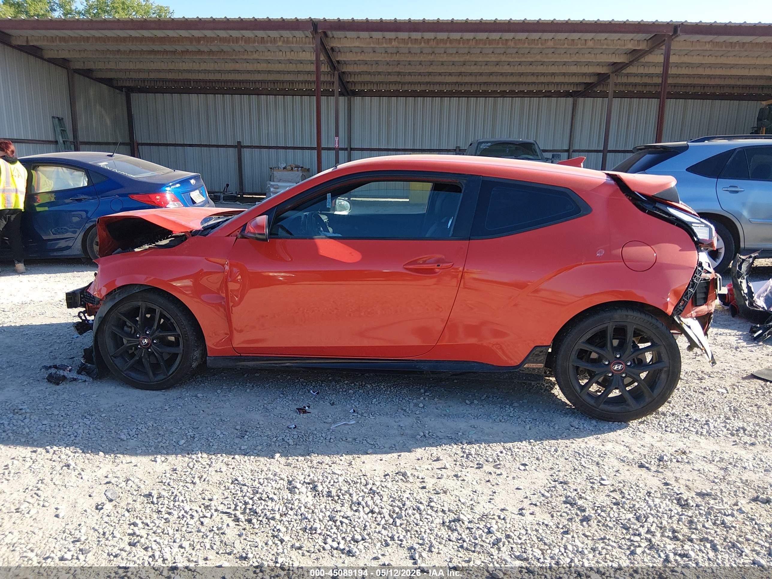2020 Hyundai Veloster Turbo R-spec Оранжевый vin: KMHTH6AB1LU027354