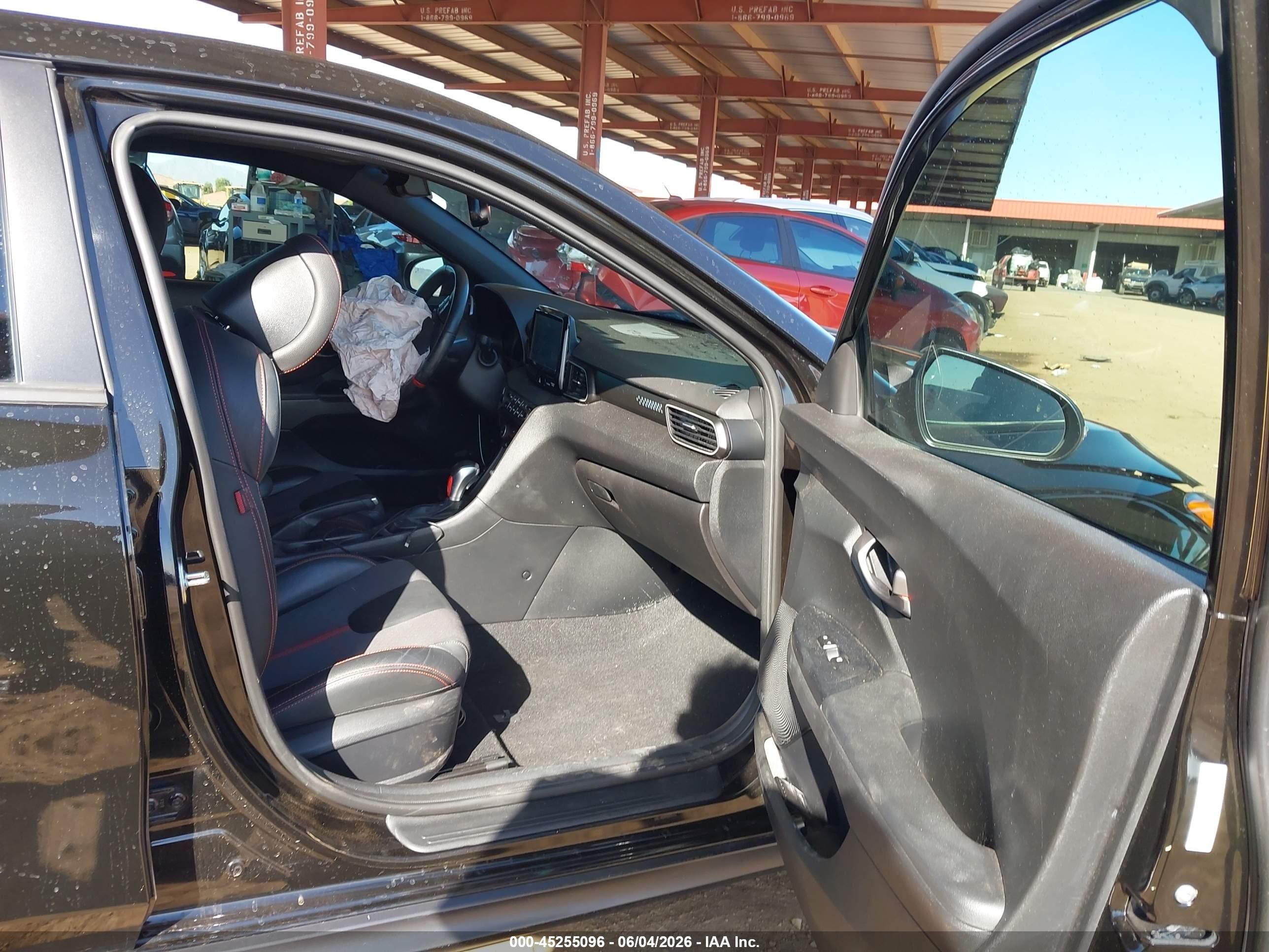2019 Hyundai Veloster Turbo Black vin: KMHTH6AB6KU020642