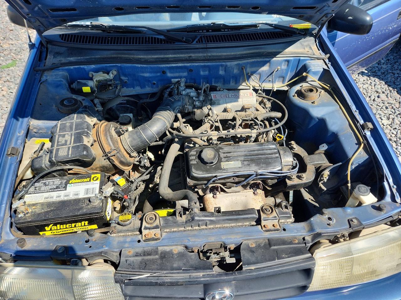1994 Hyundai Excel Base Blue vin: KMHVD12JXRU335855