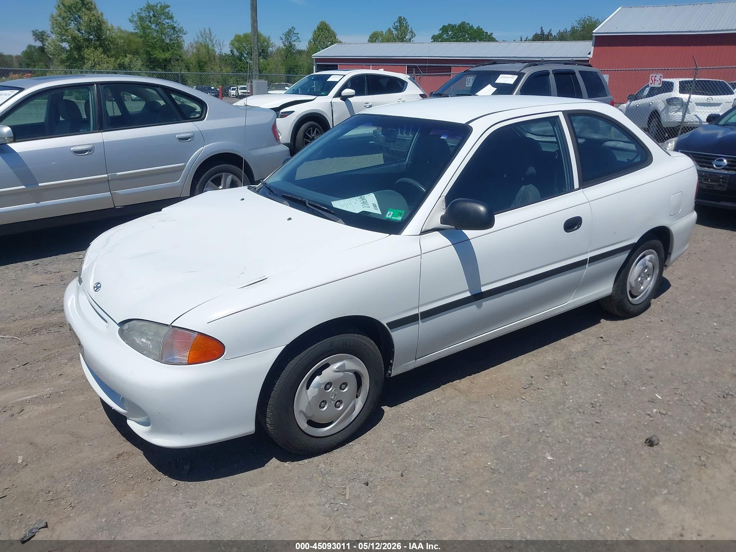 1996 Hyundai Accent L White vin: KMHVD14N7TU153702