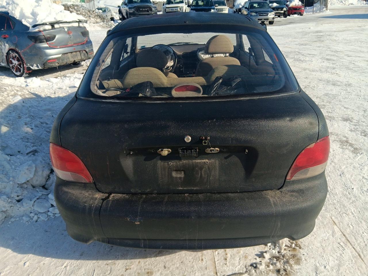 1999 Hyundai Accent L Black vin: KMHVD14N8XU500251