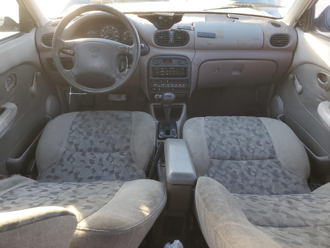 1996 Hyundai Accent Base Black vin: KMHVF14N0TU263663
