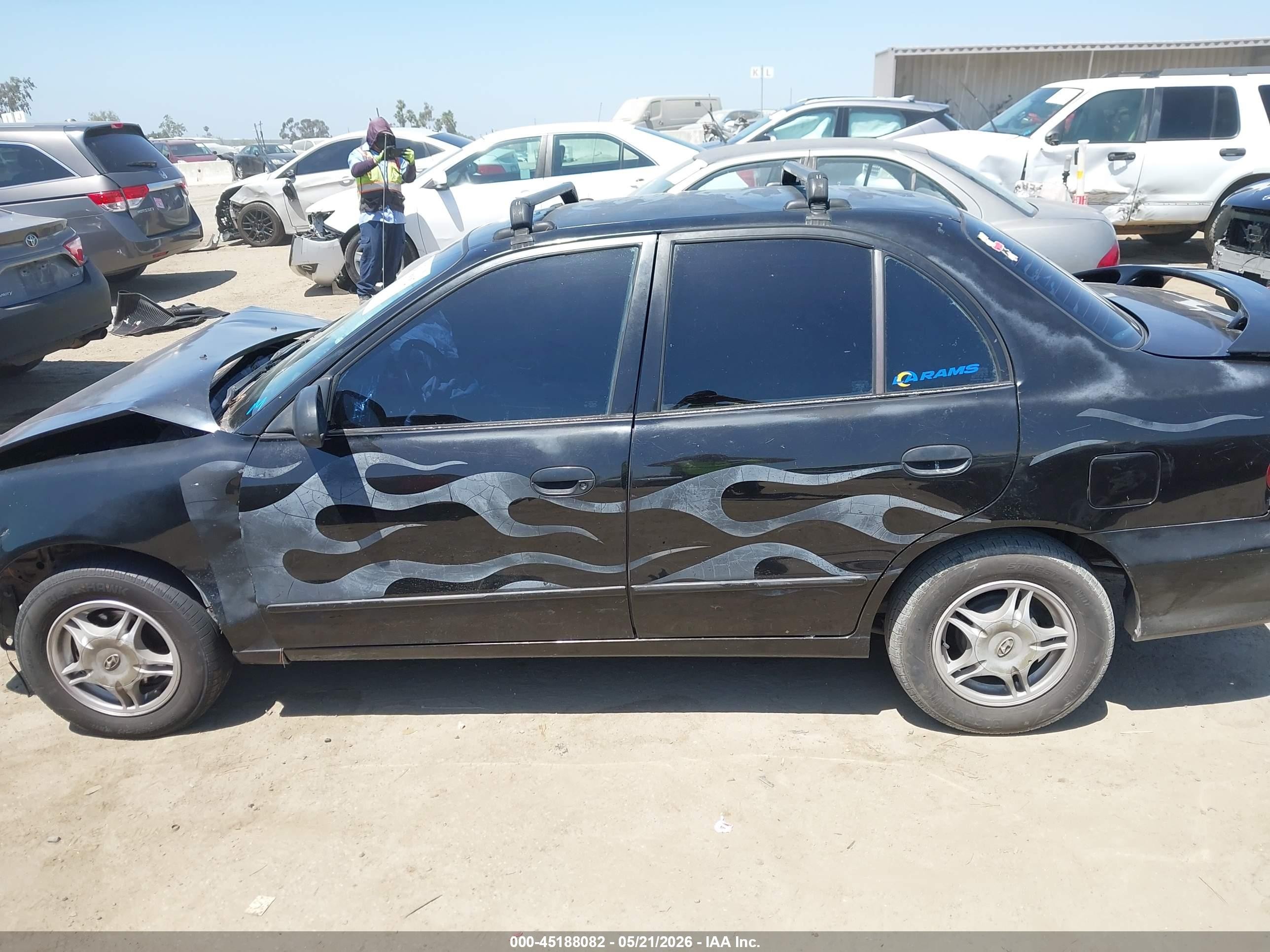 1999 Hyundai Accent Gl Black vin: KMHVF24N1XU585014