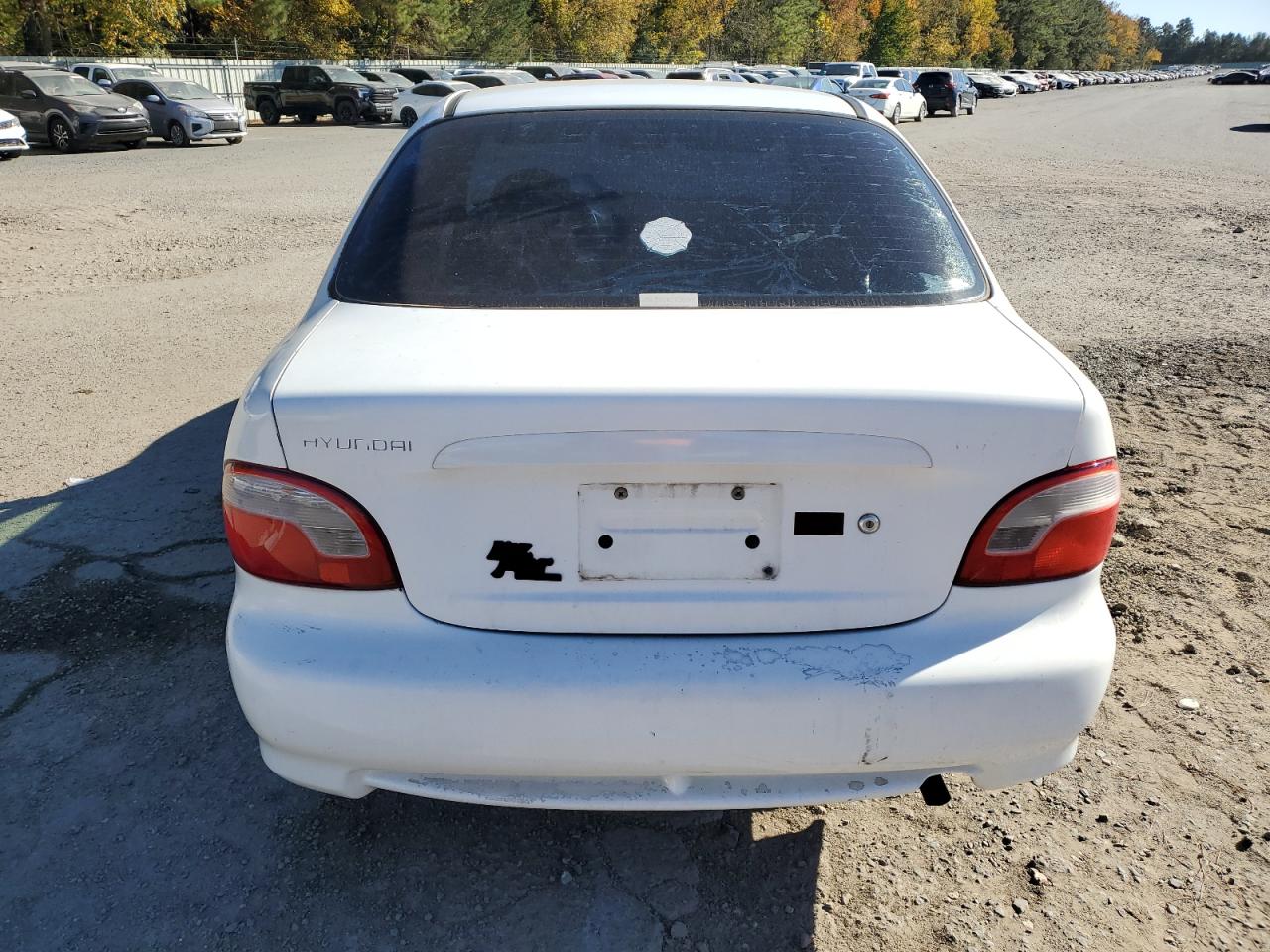 1999 Hyundai Accent Gl White vin: KMHVF24N3XU575696