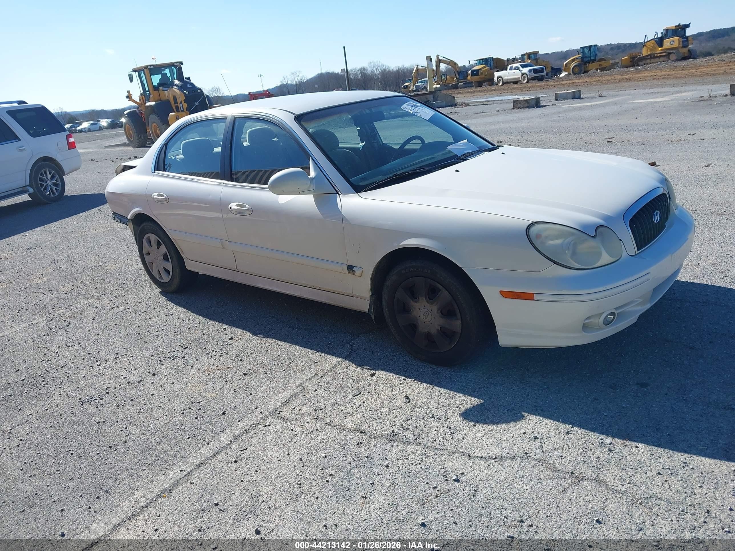 KMHWF25H03A860820