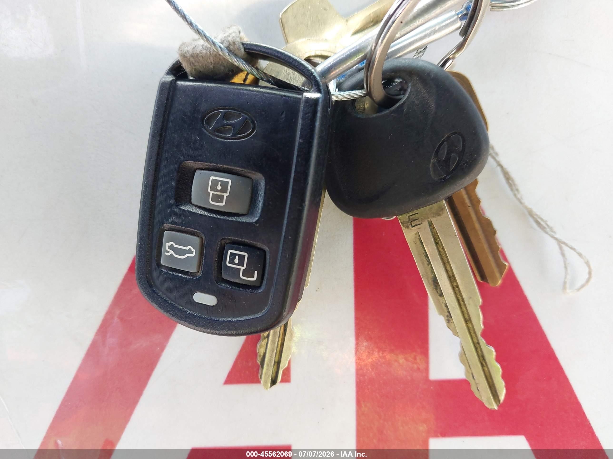 2005 Hyundai Sonata Gl V6 Burgundy vin: KMHWF25H05A137441