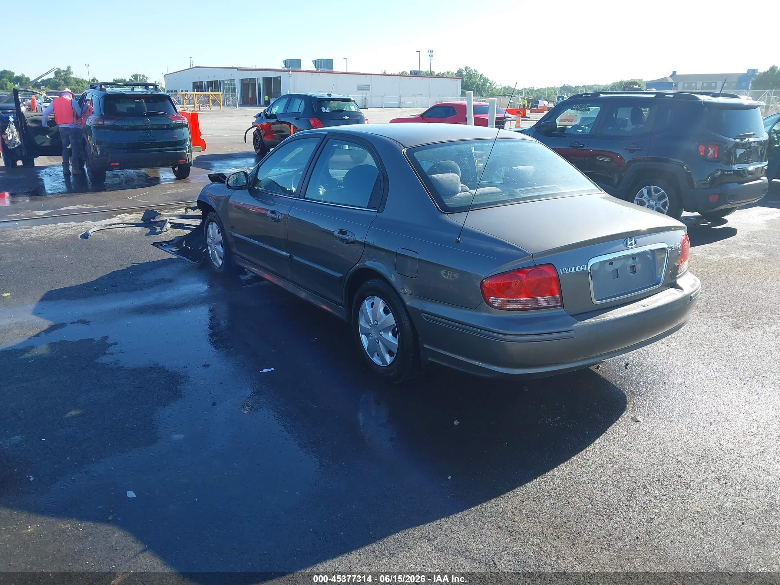 2002 Hyundai Sonata Gls Gray vin: KMHWF25H52A659994