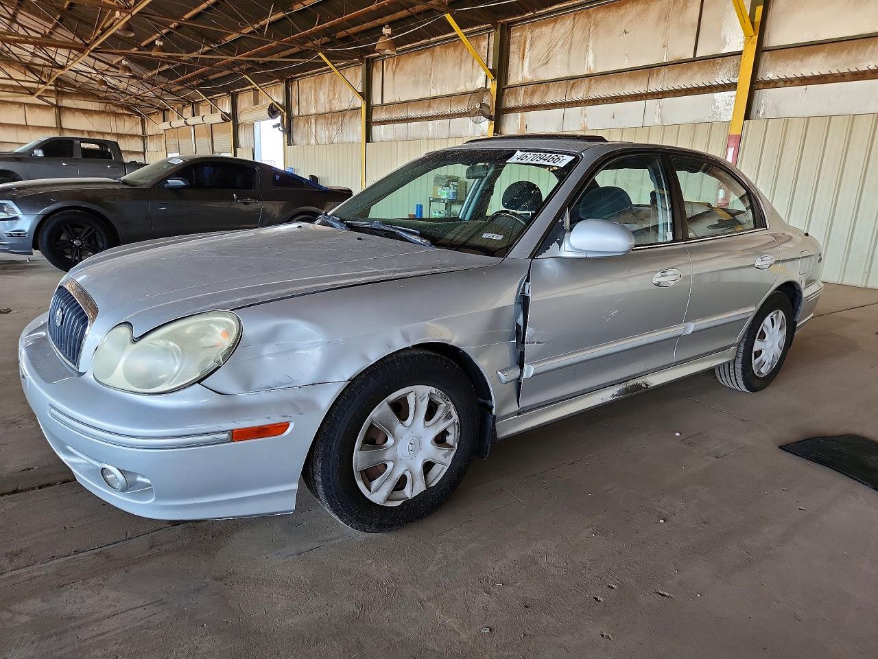 2002 Hyundai Sonata Silver vin: KMHWF25H52A663513